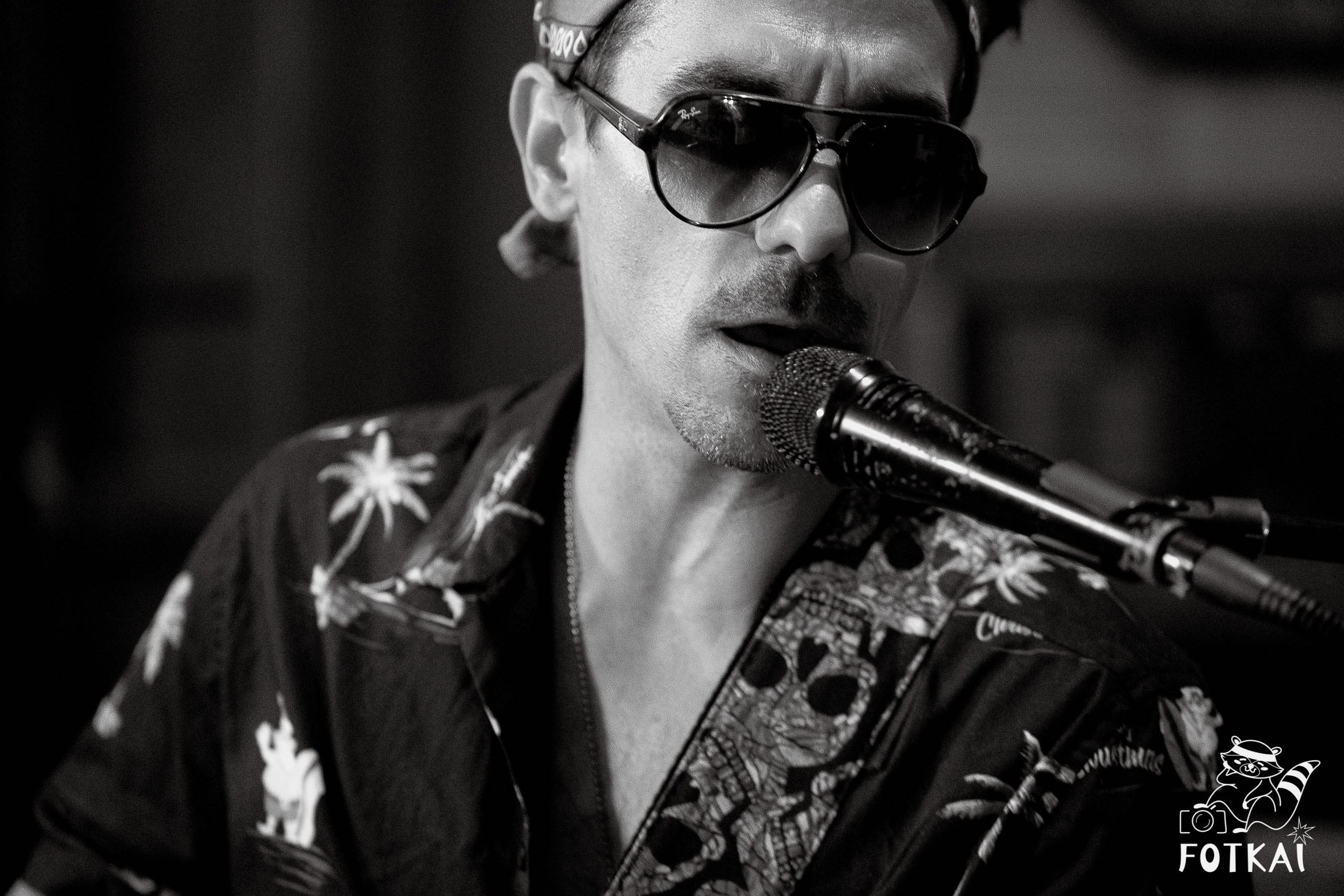 Stones of the Coast en Café Aljibe Rojales: Reportaje fotográfico 30.08.25 | FOTKAI