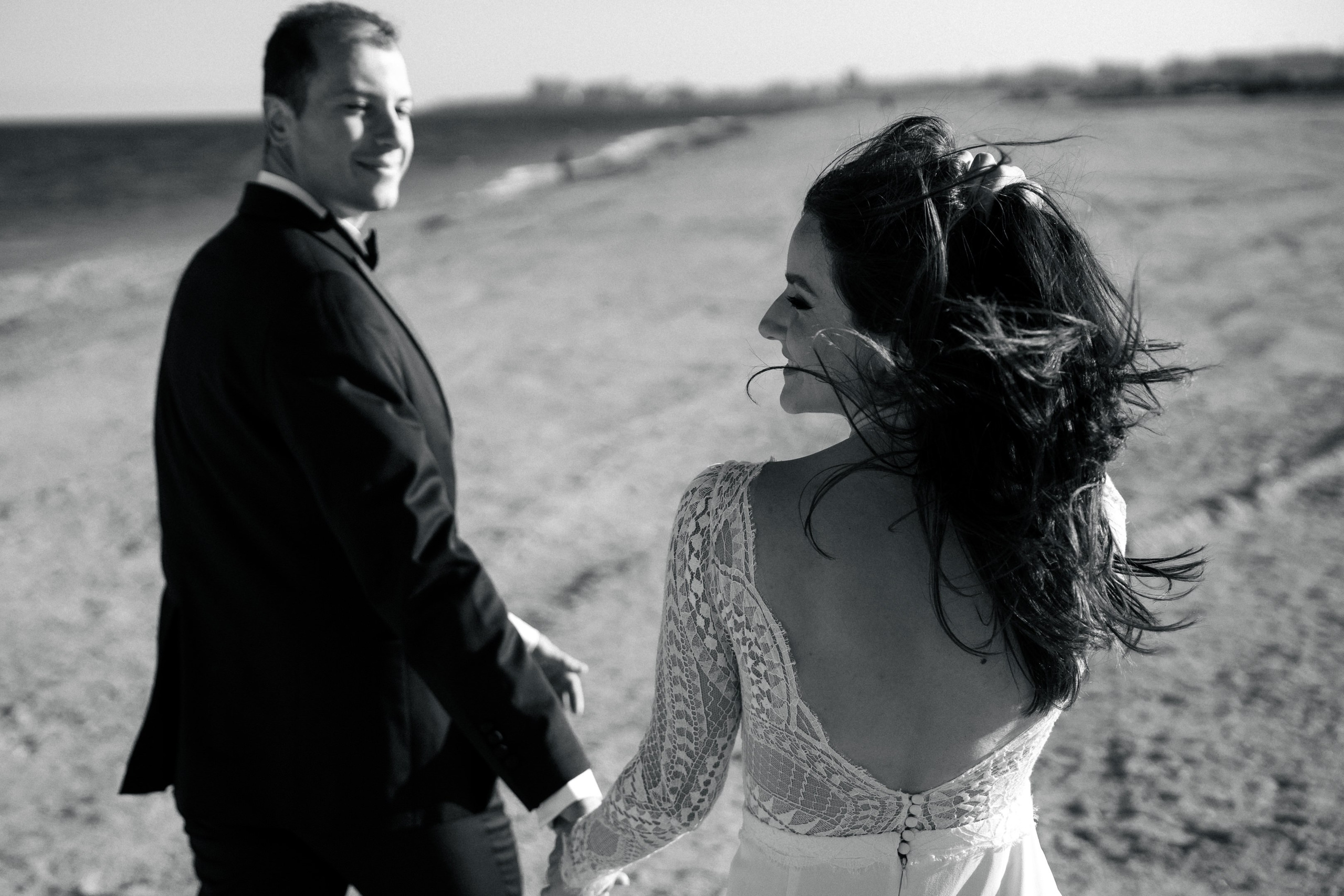 Elly & Andrew. Destination Wedding Photographer Alex Pasarelu