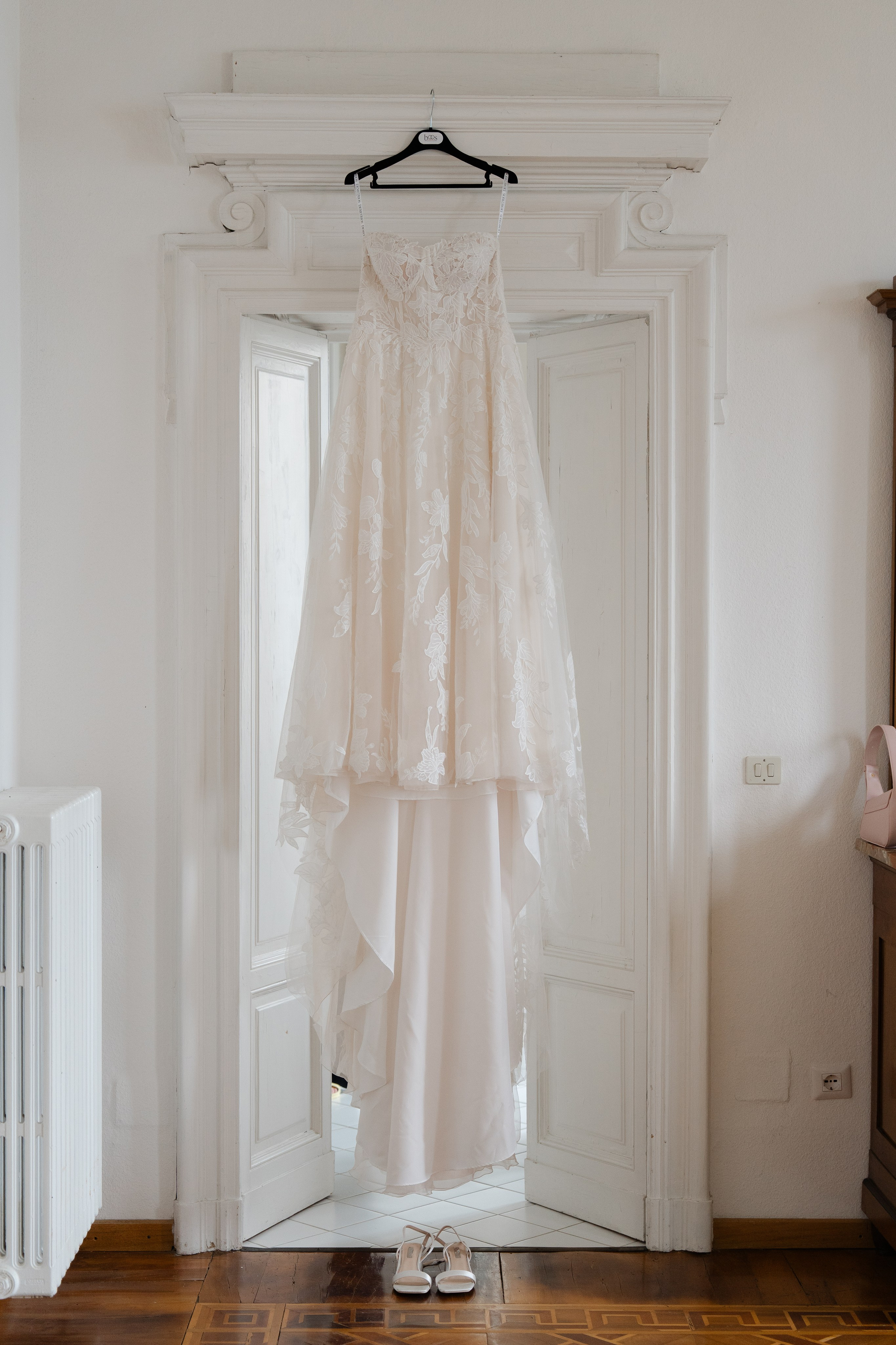 LAURA AND DOMENIK_LAKE MAGGIORE. PHOTOGRAPHER IN ITALY