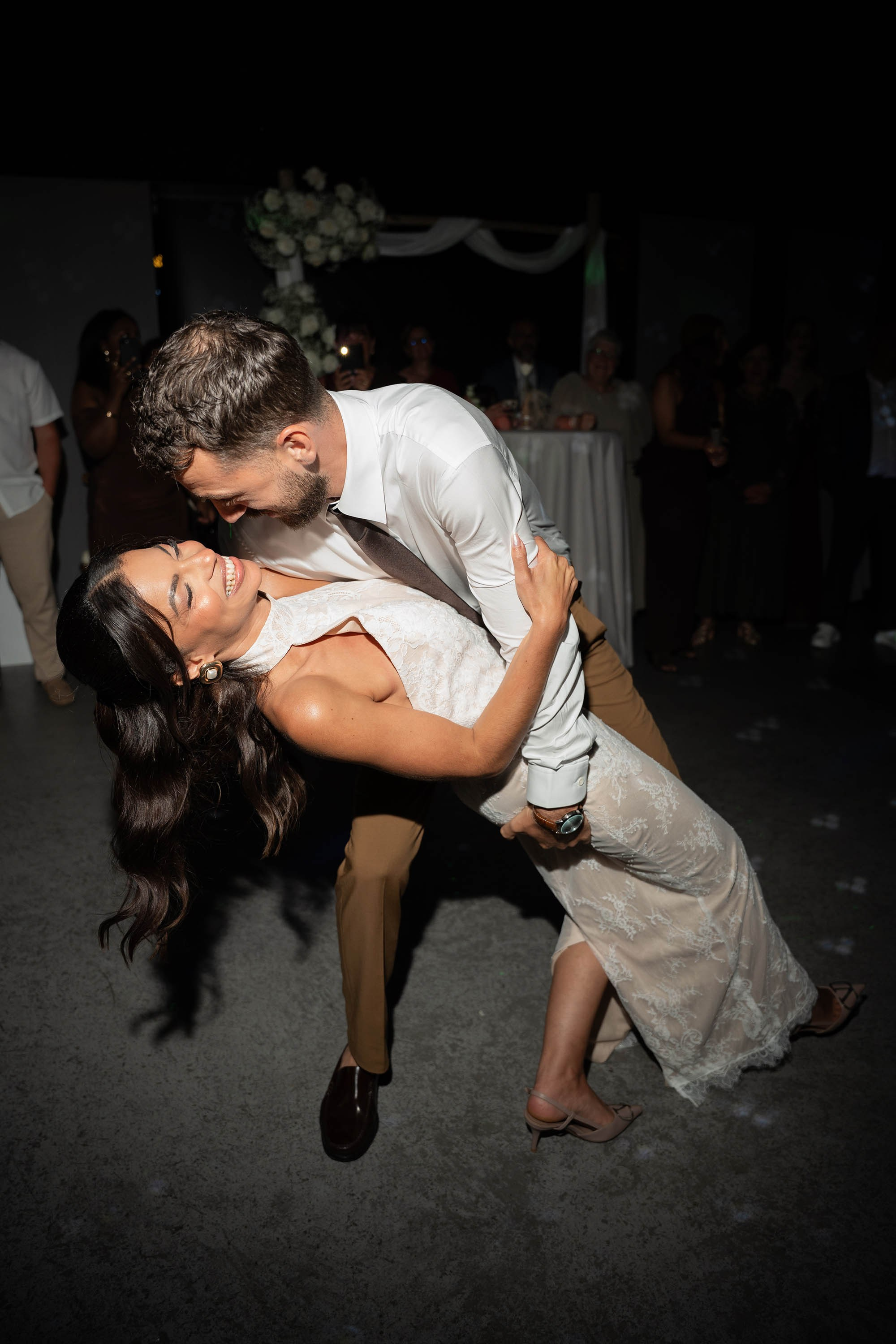 Sarah and Theo — VIVOOD. Fotógrafos de bodas de destino y creadores de contenido con base en España