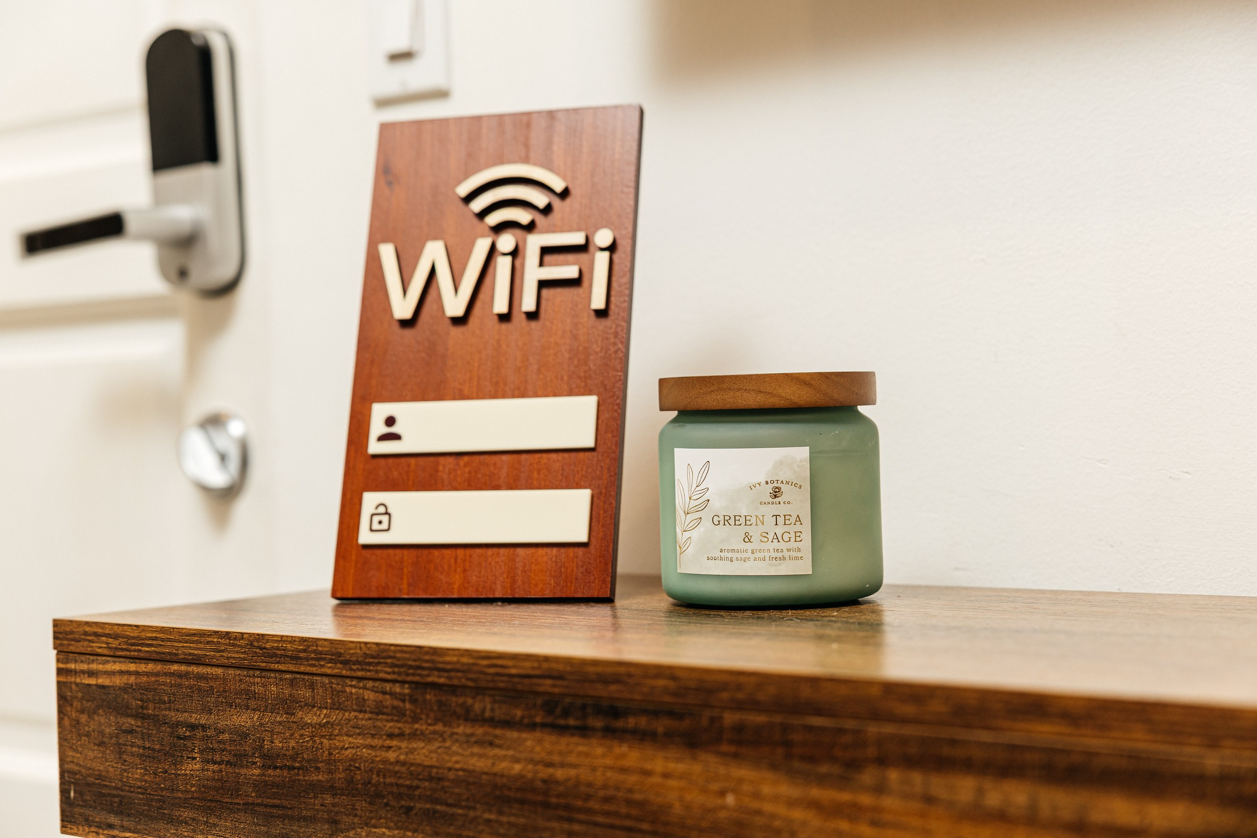 Appearance Apartments. Photographer Andrei White