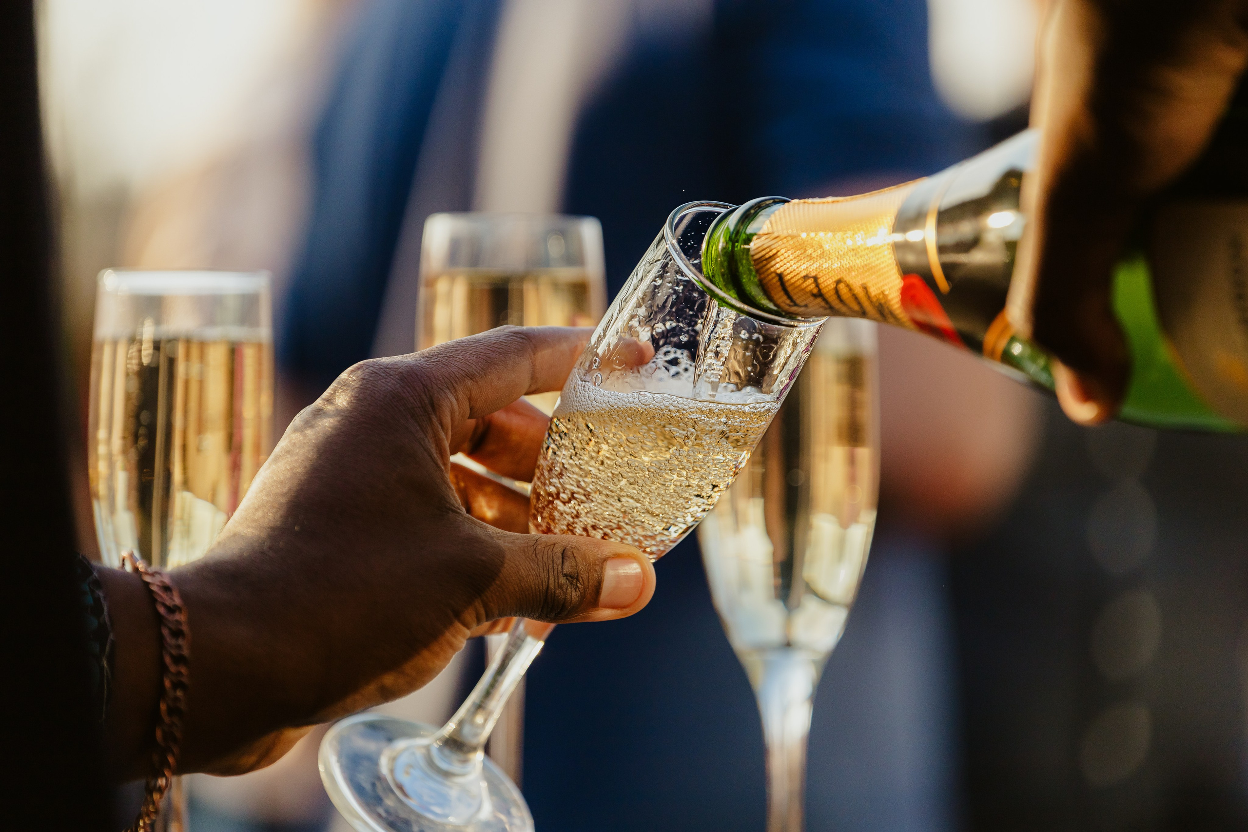 DRW Summer party — Queen of Hoxton. June, 2023. Timeless Wedding & Event Photography from London to the world