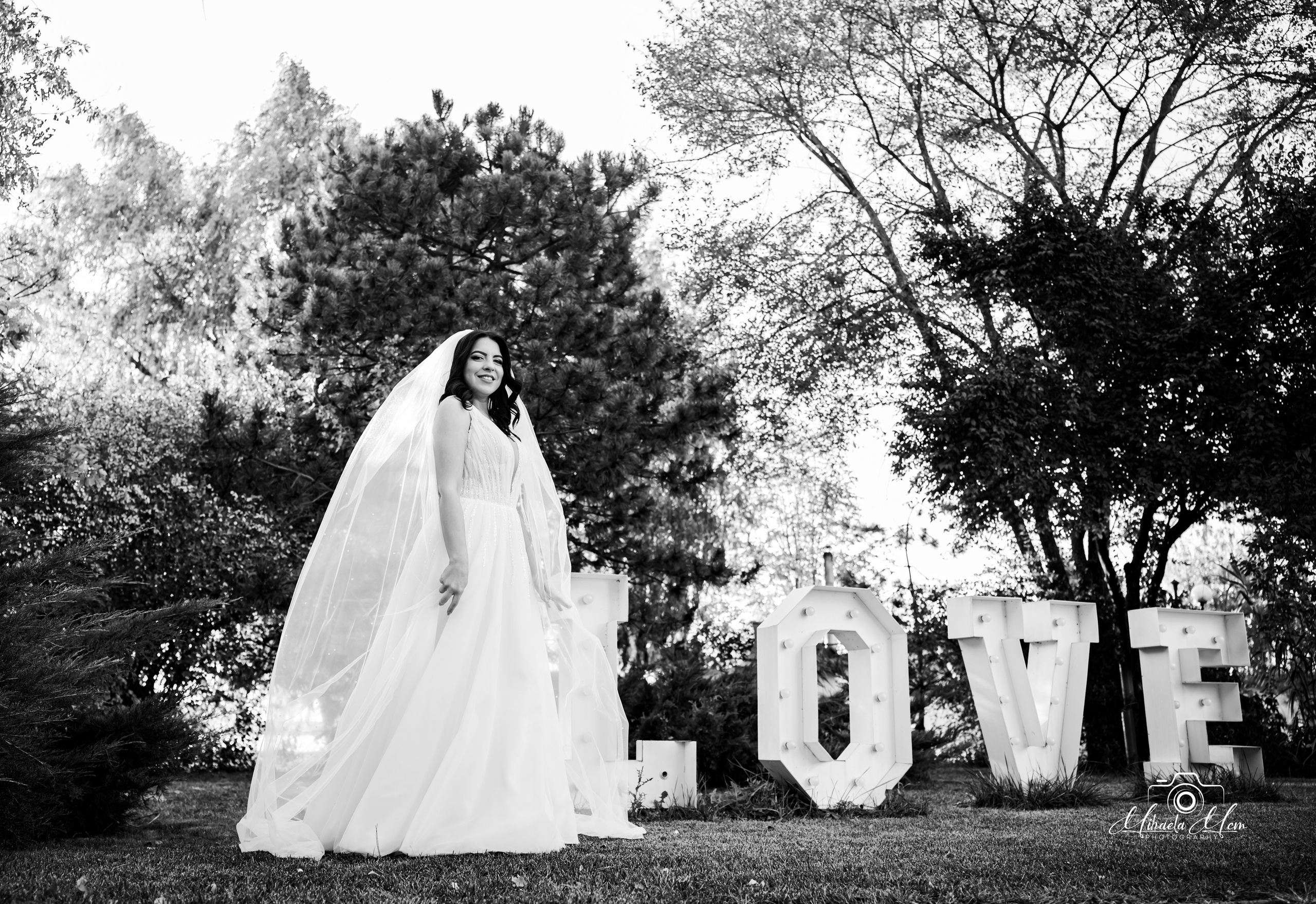 Trash the dress. MCM Happy Studio – Fotograf și Videograf Nuntă