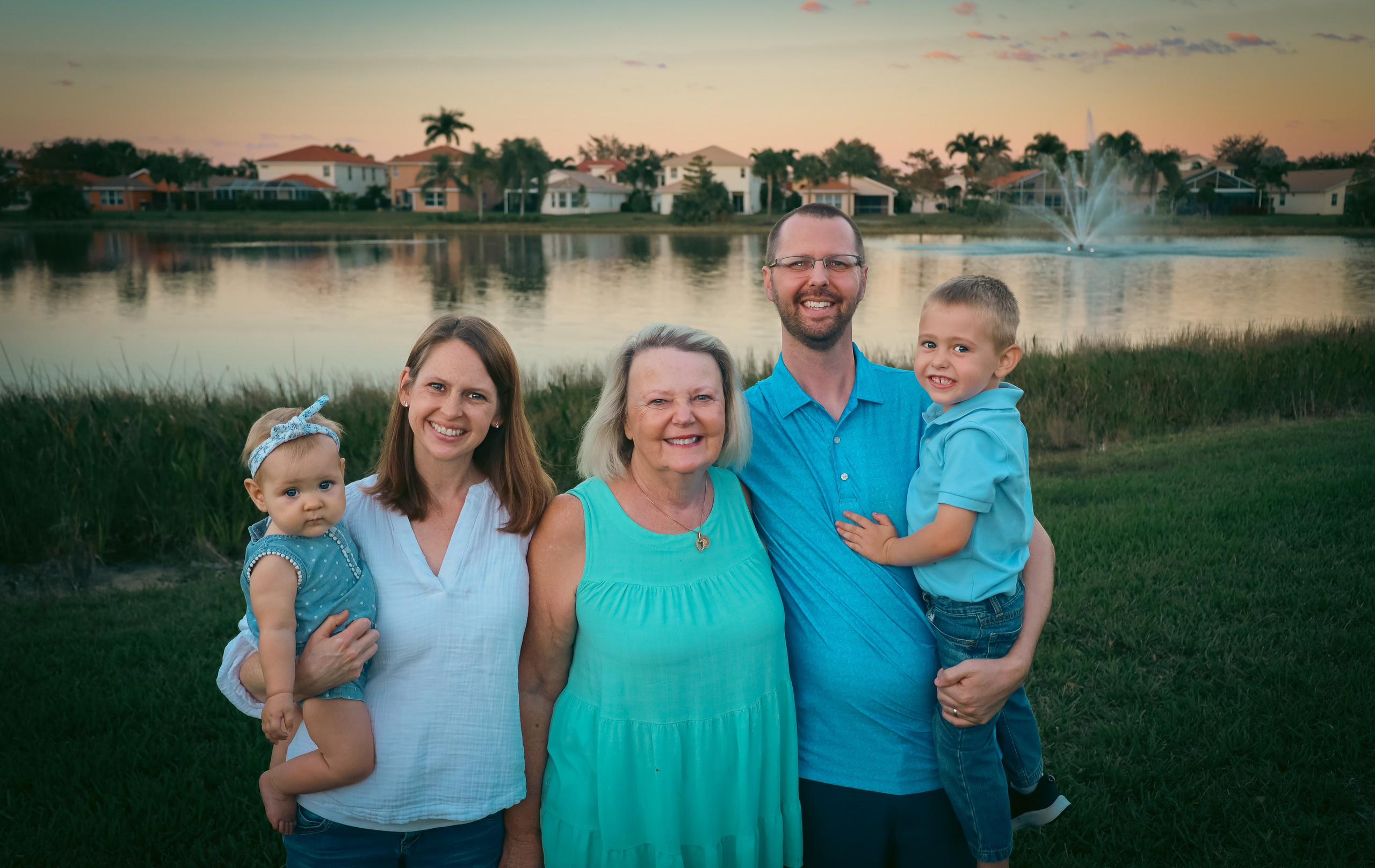 Family Photo Sample D. Out and About 239