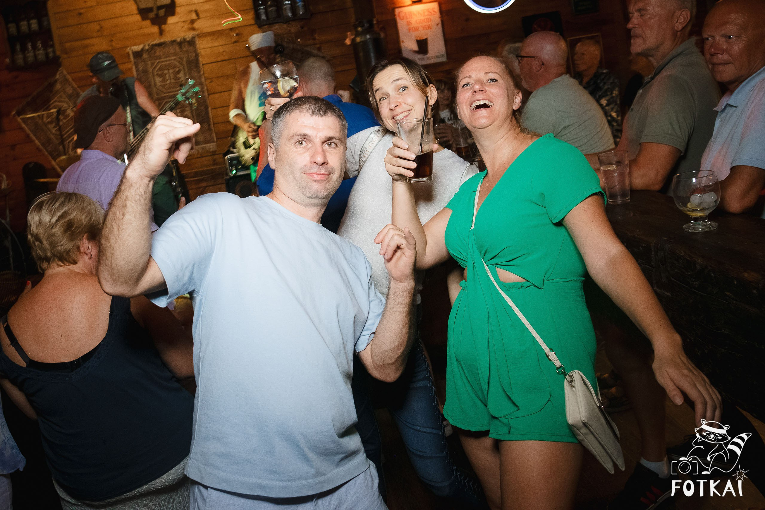 El Paso Rock Bar Torrevieja: Reportaje fotográfico 19.09.25 | FOTKAI