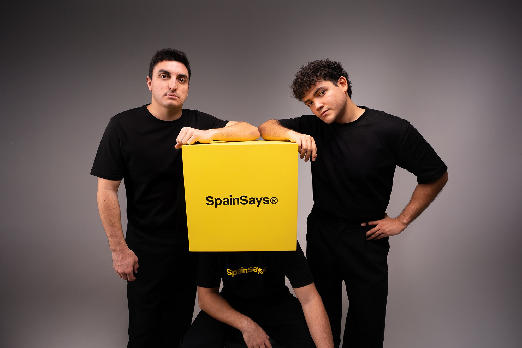 SpainSays llegan a las Hogueras: Mike Gasch y Carlos Heredia apuestan por su ciudad | FOTKAI