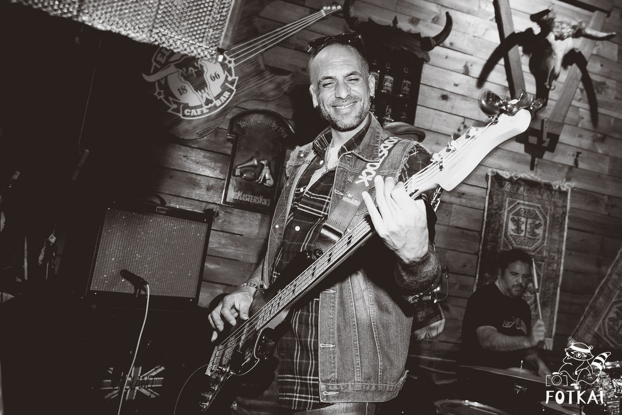 Stones of the Coast, tributo a The Rolling Stones — Fotos del concierto en Torrevieja, 2026 | FOTKAI