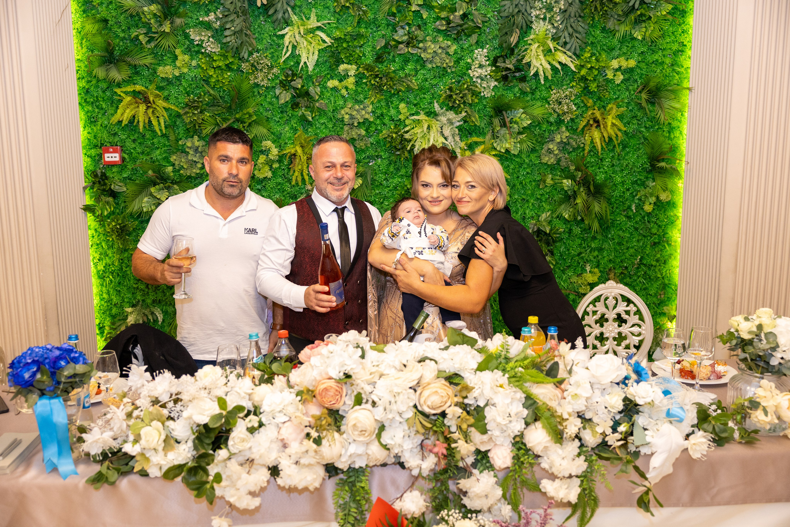 Andrei Sebastian. Moments By Gub