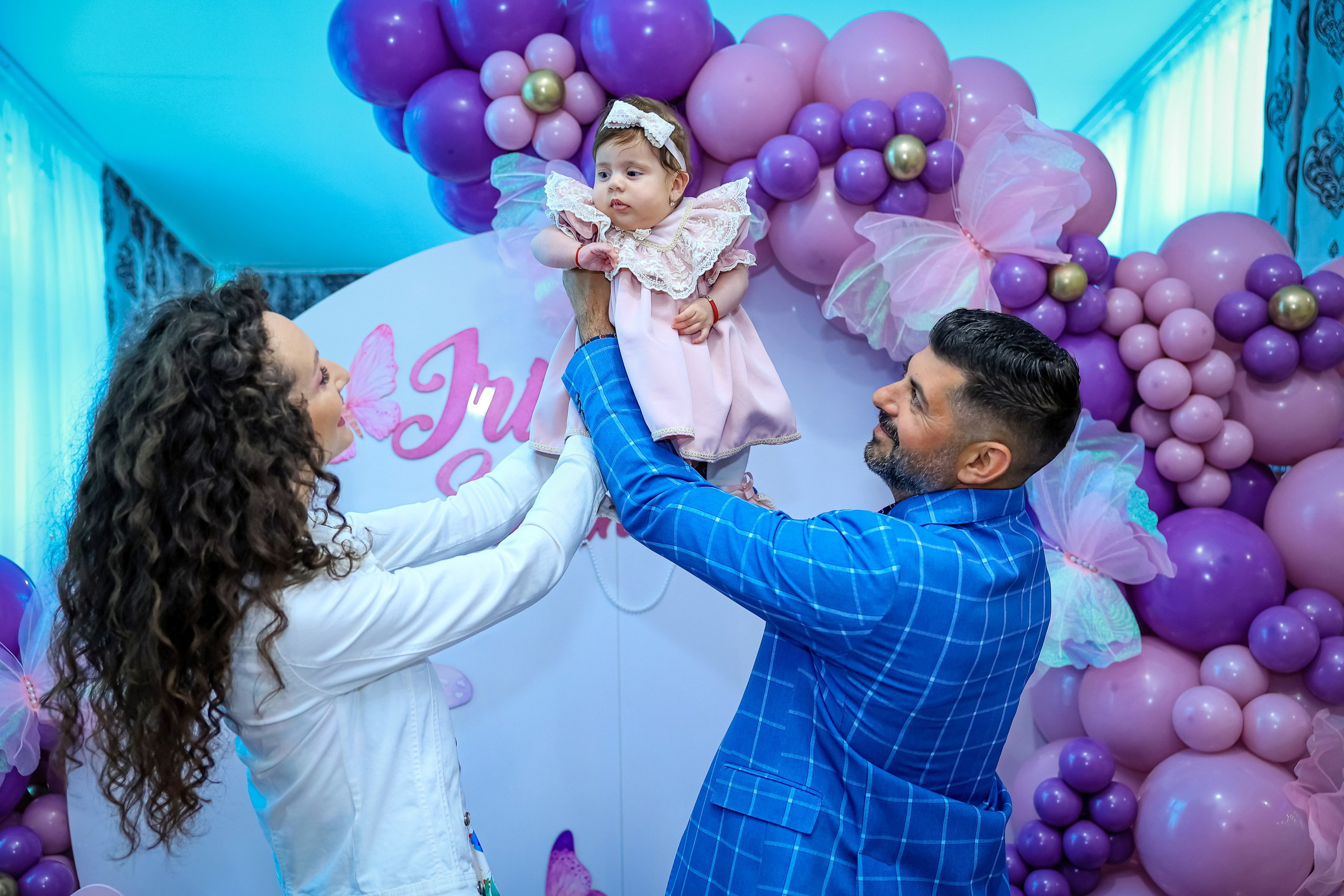 Iris Stefania. Moments By Gub