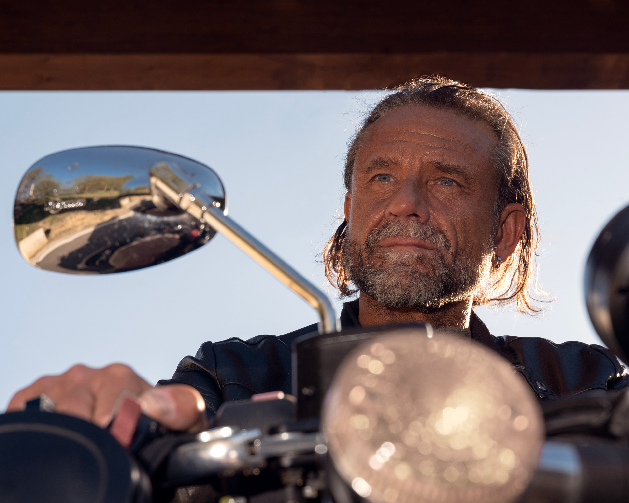 Shooting fotografico ispirato ai film d’azione scene in moto