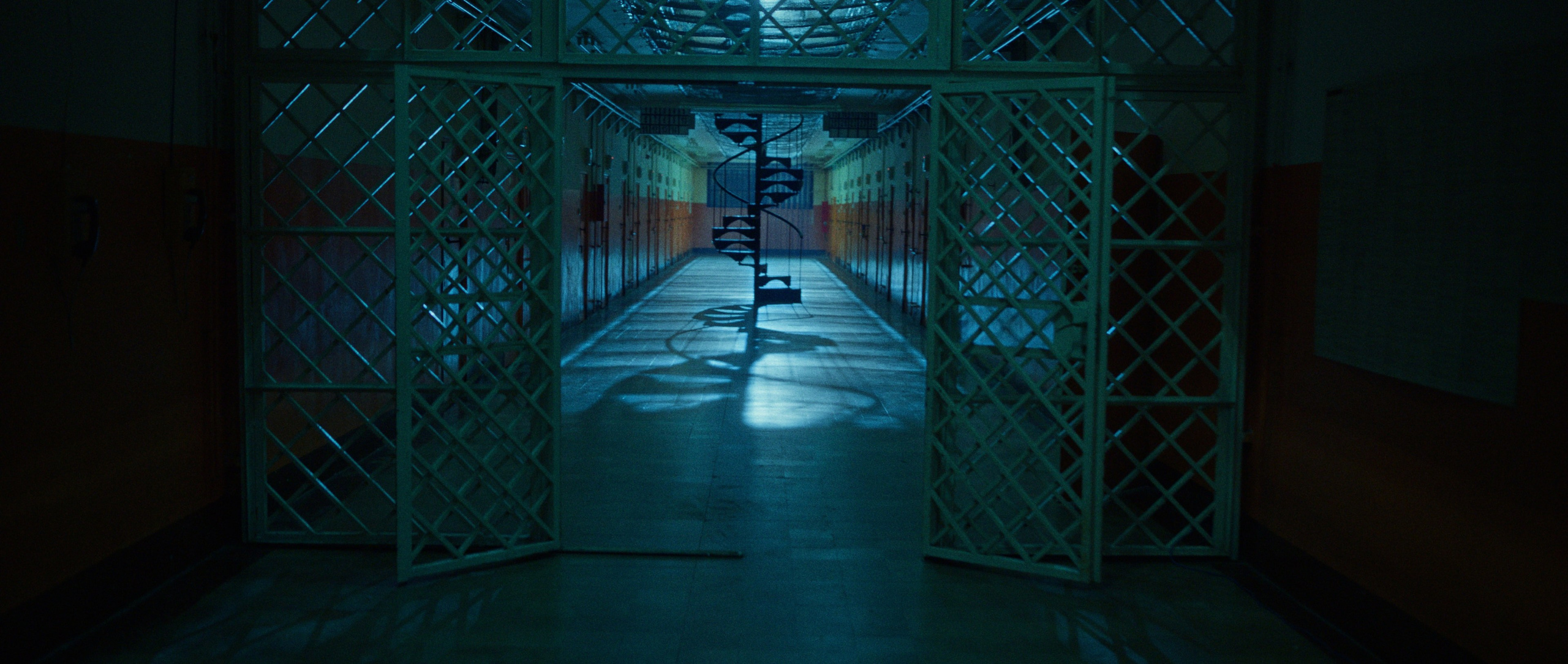 Ruski Konzul. Commercial and studio photographer in Belgrade