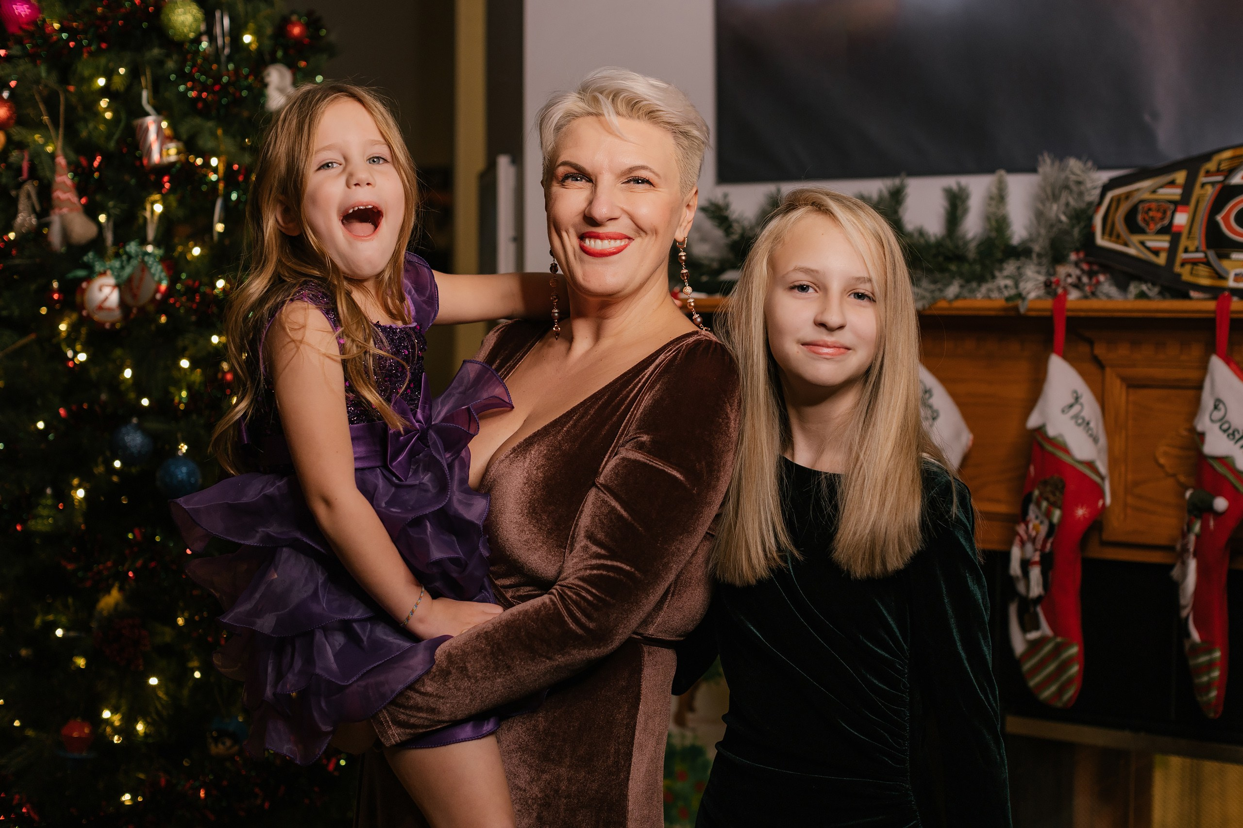 12.07.2025 Christmas Photoshoot. Wedding family event photographer in Chicago Nick Yushevich