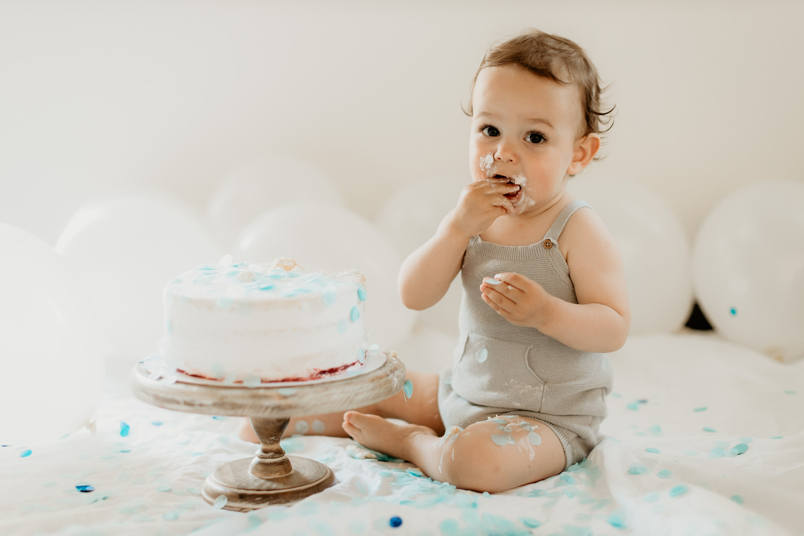 Cake Smash Session. Family and children photographer in Belgrade Milja Ciric
