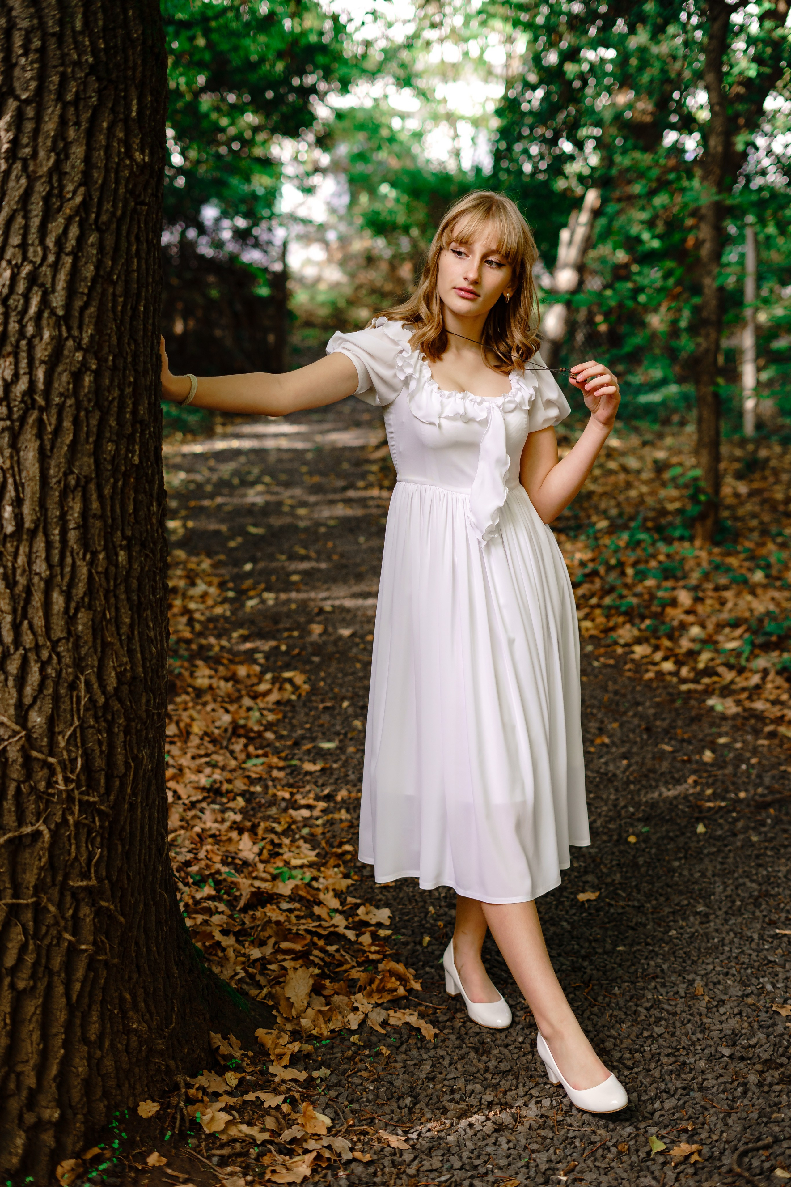 Castel Macea 150 lei/ toată clasa. Trendy Albums