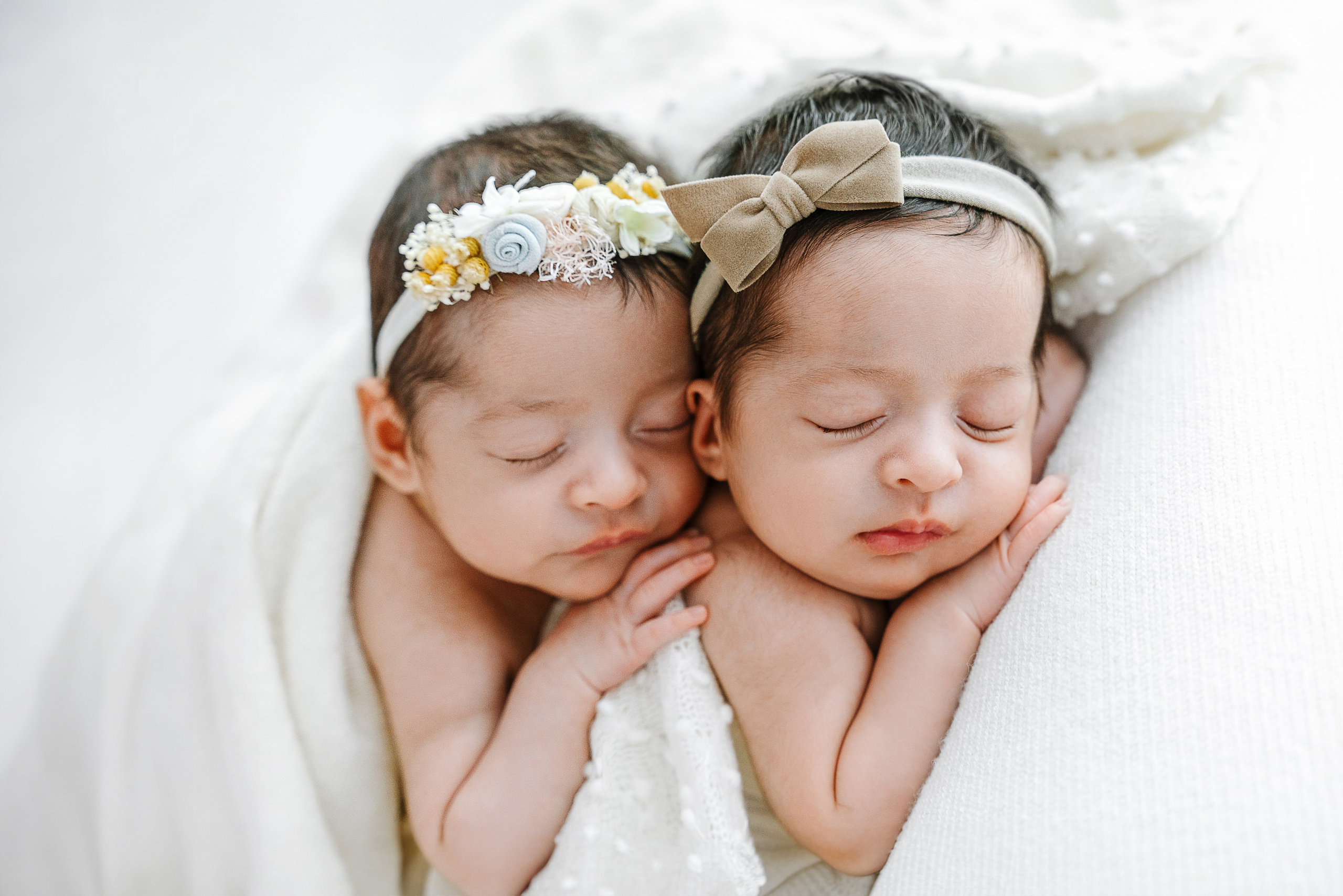 Newborn 2025. Svitlana Miahka fotografa a Genova