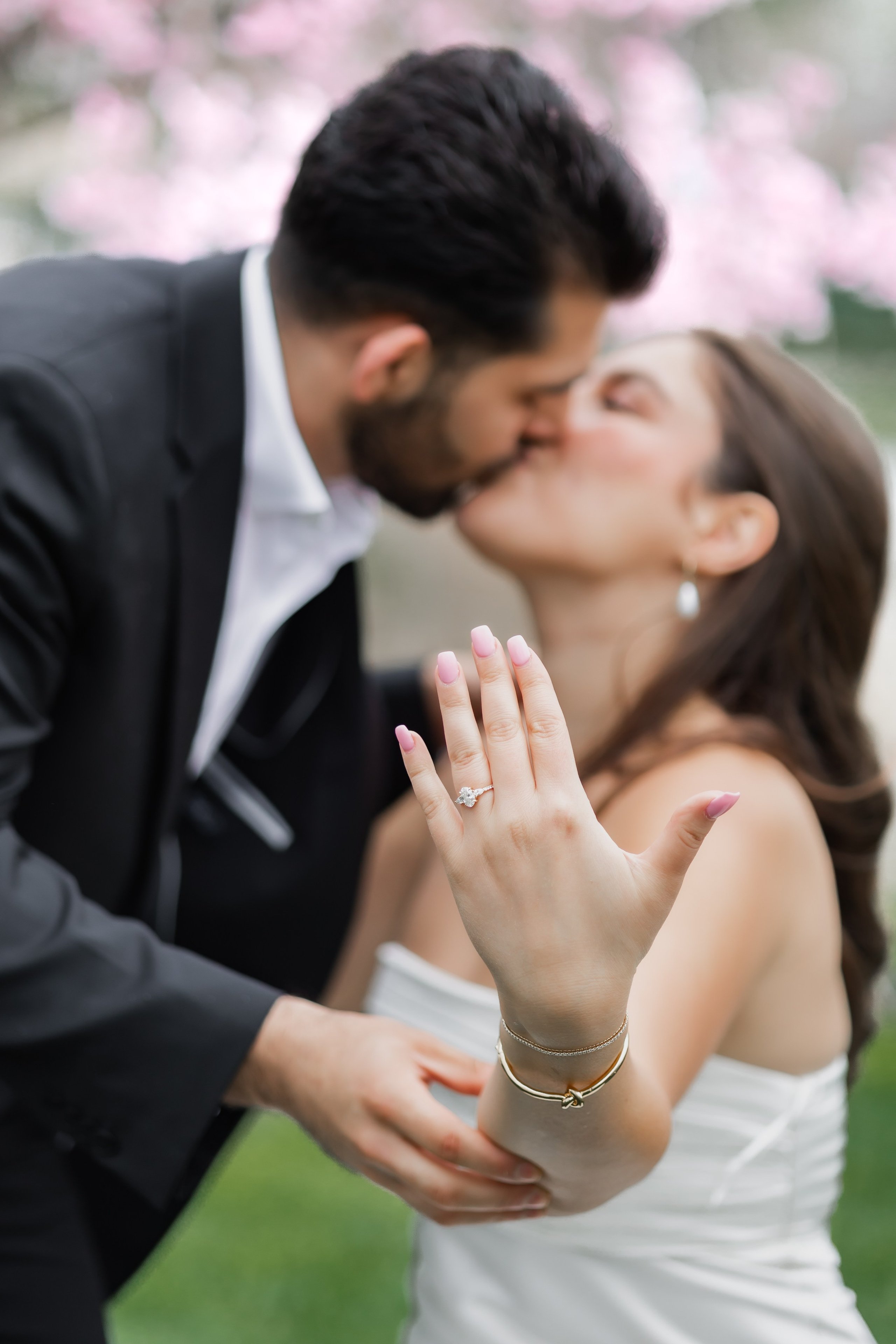 Engagement & Love Story. Wedding Photo & Video