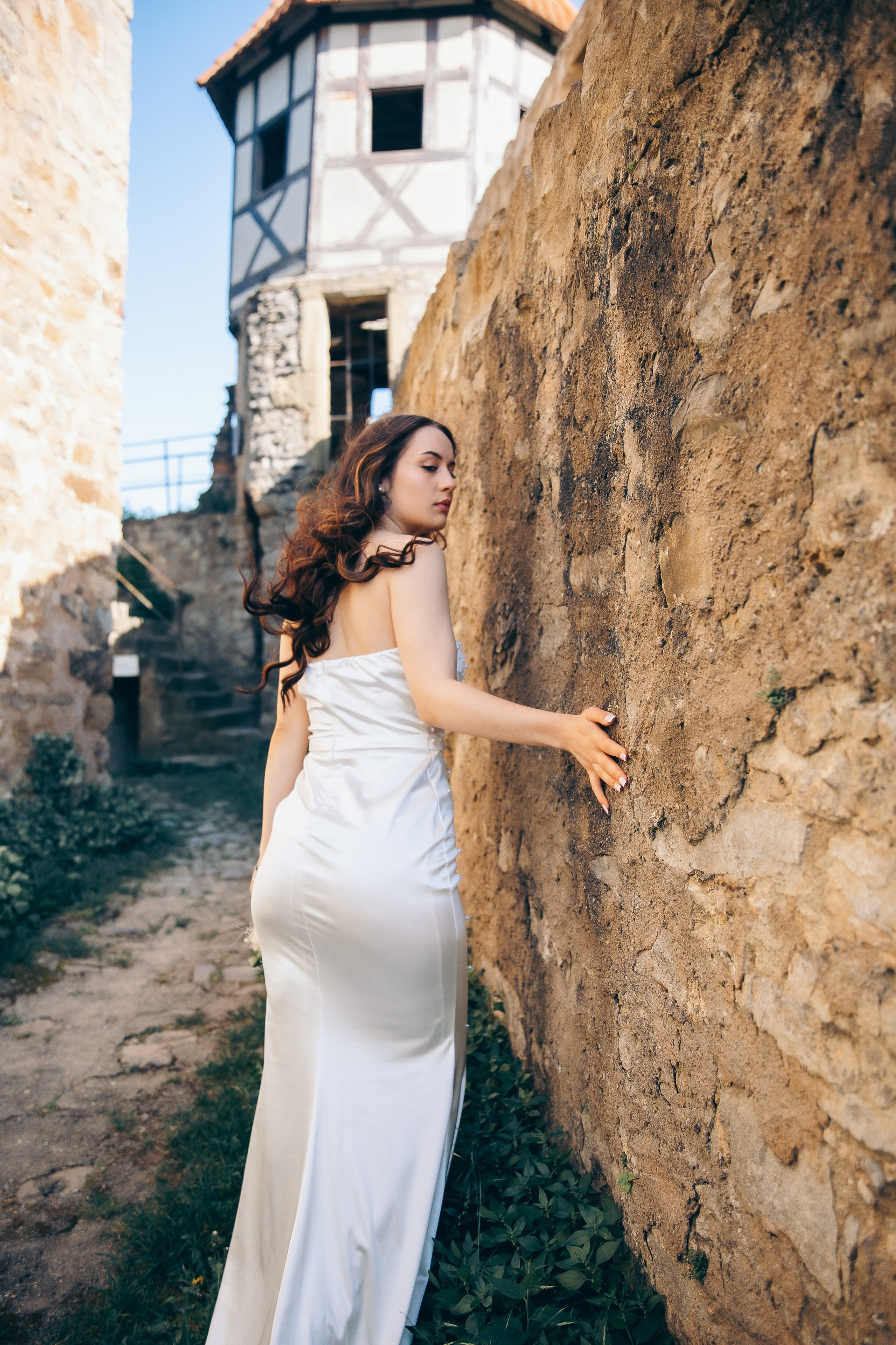Brautpaarshooting auf Burg Hornberg. Fotograf für Hochzeits- und Familienfotos in Buchen (Odenwald) Mosbach