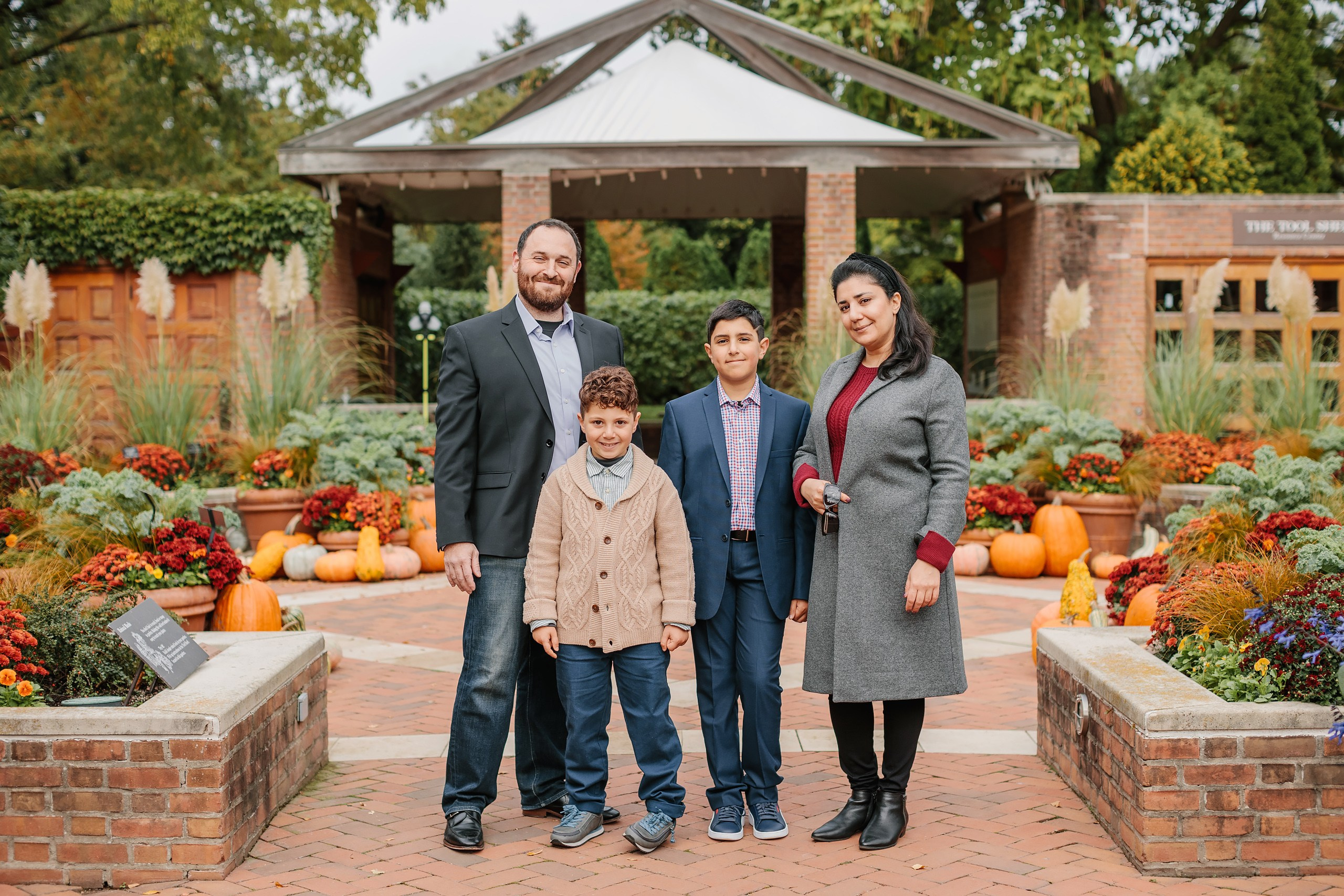 10.08.23 Family Photoshoot. Wedding family event photographer in Chicago Nick Yushevich