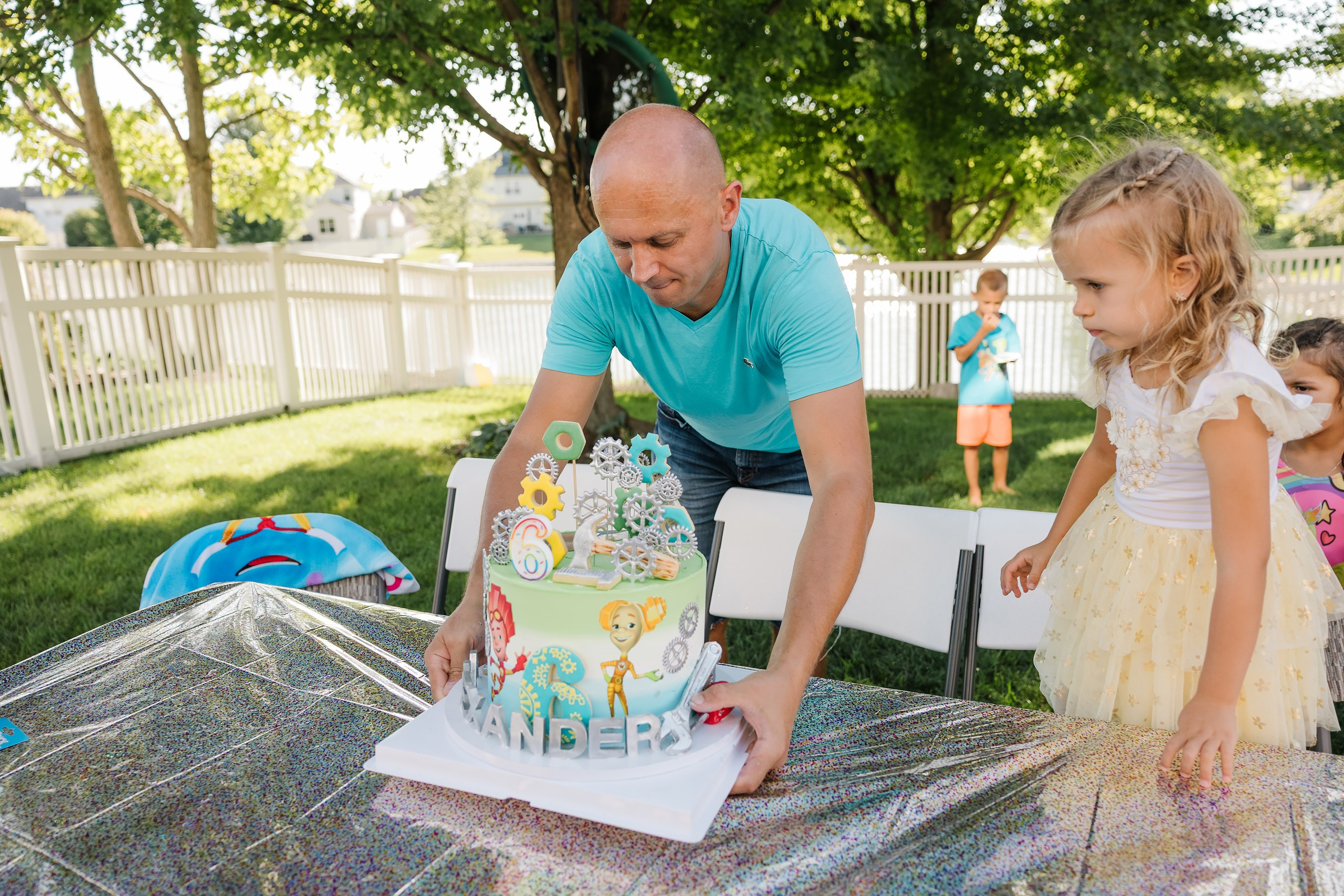 Birthday Party. Wedding family event photographer in Chicago Nick Yushevich