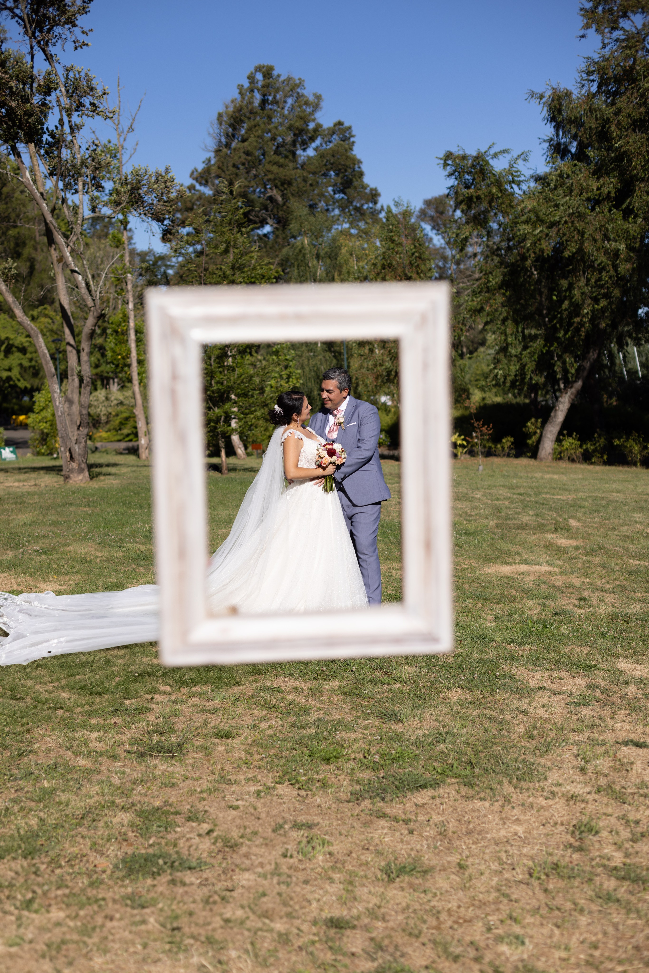 Katherin y Daniel. Dinka & Emilio - El arte de preservar lo que no se repite