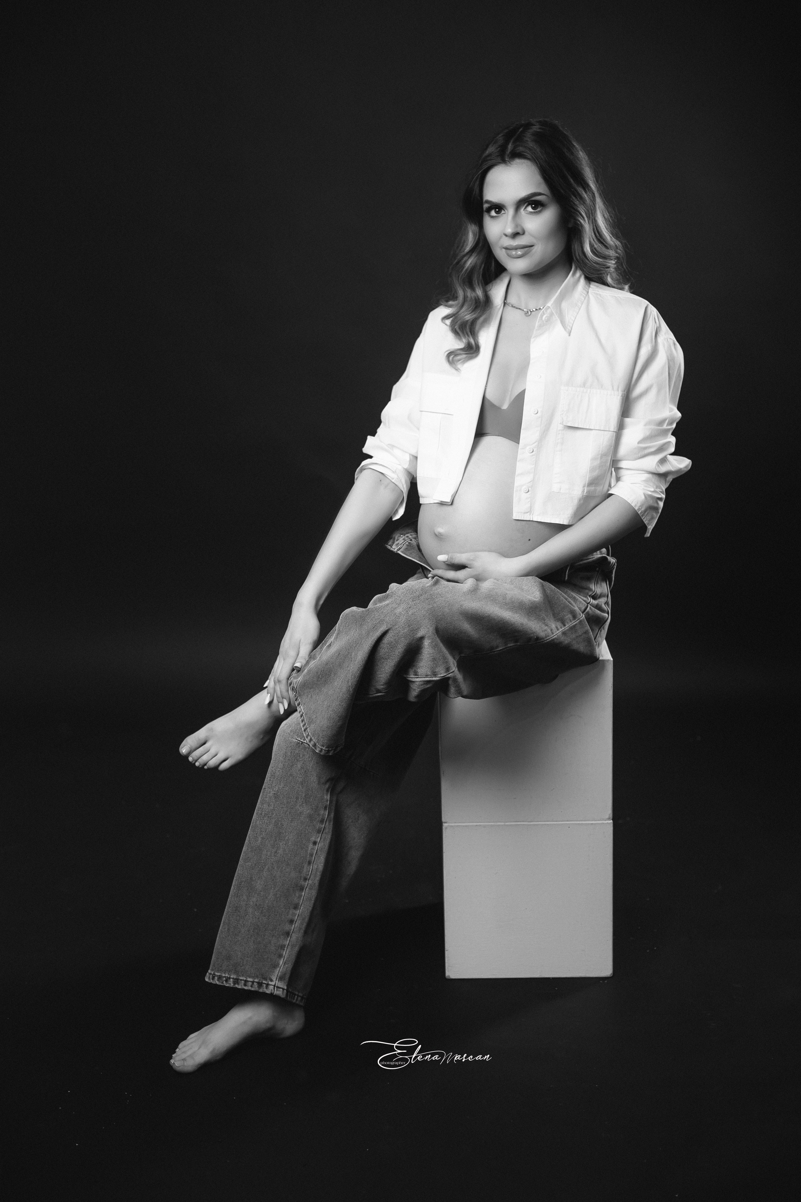 Şedinţe foto Maternitate Constanta - Frumuseţea începutului. Elena Mascan – Fotograf newborn, maternitate, portret, smash the cake & branding personal | La Femme Studio Photograpy|Constanţa