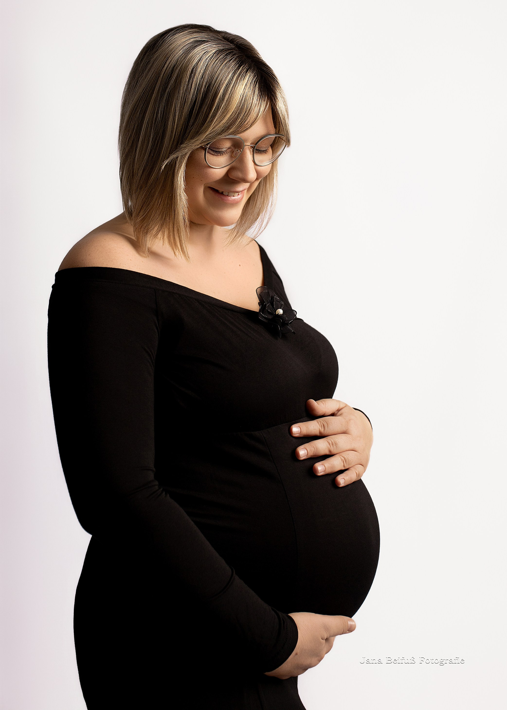 Babybauchshooting. Jana Beifuß, professionelle Neugeborenenfotografin in Weißenhorn, Ulm und Umgebung, Neu-Ulm, Illertissen, Pfaffenhofen a. d. Roth