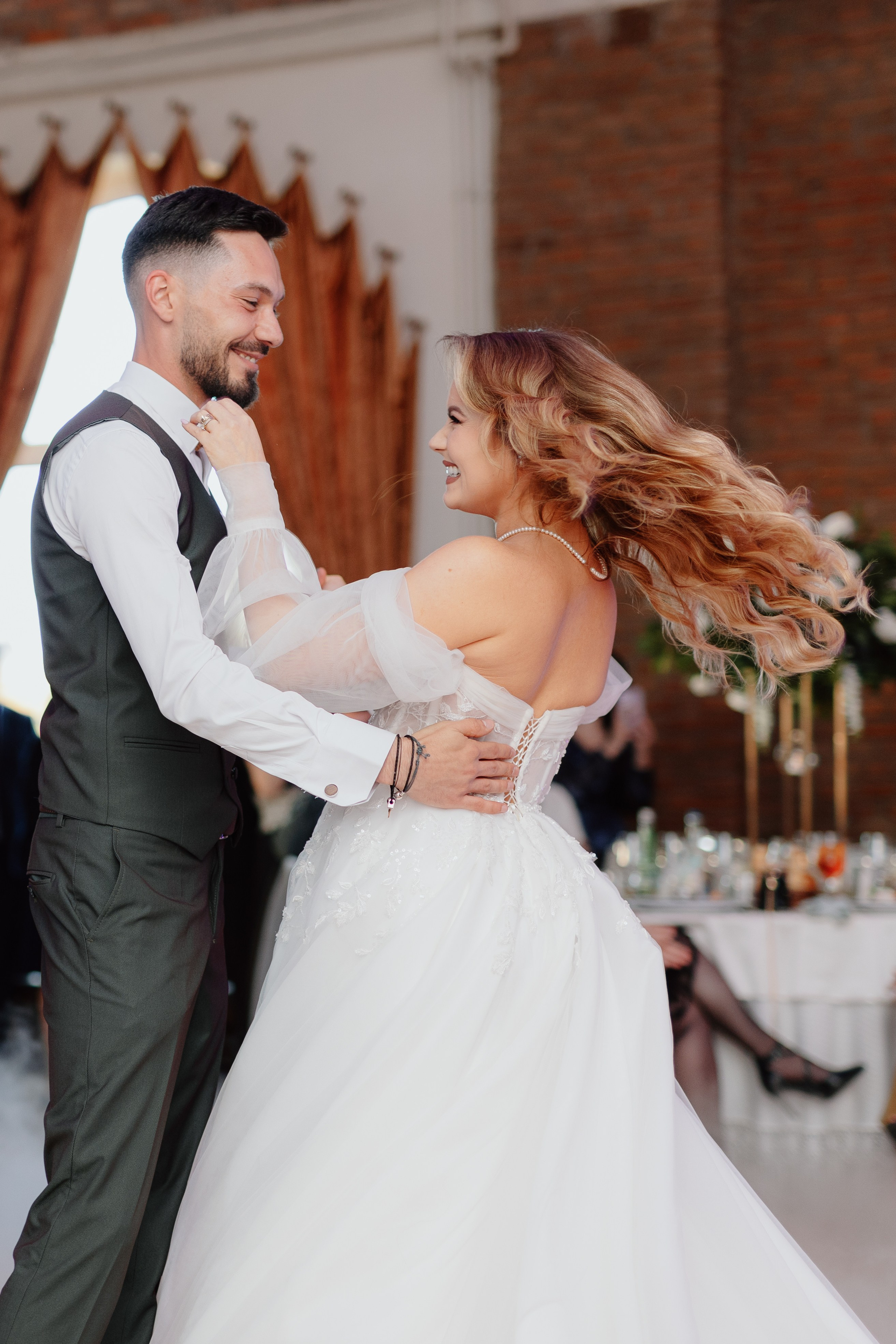 Nicoleta & Lucian. Main