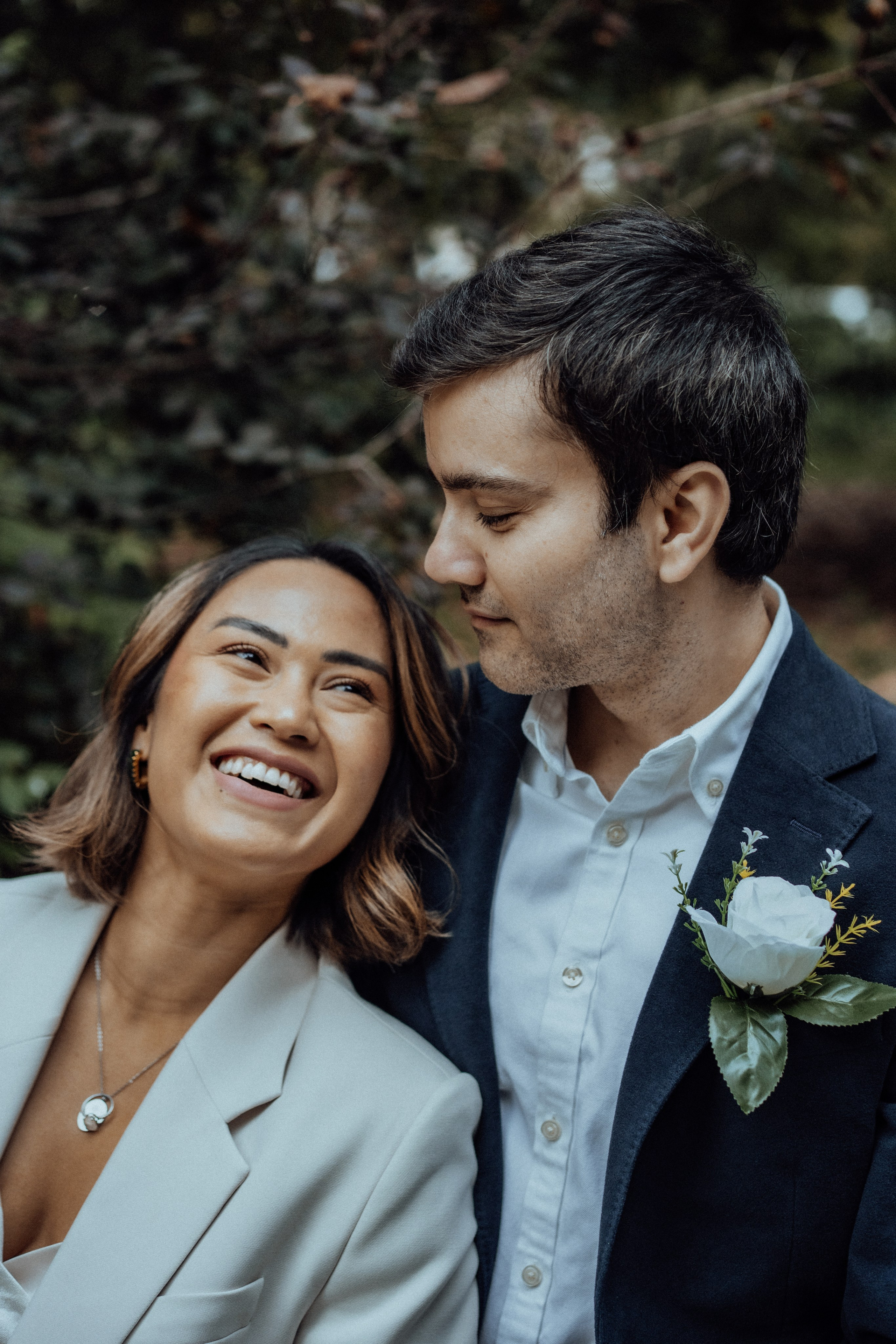 Wedding ceremony in the city hall. Portrait and wedding photographer in New York