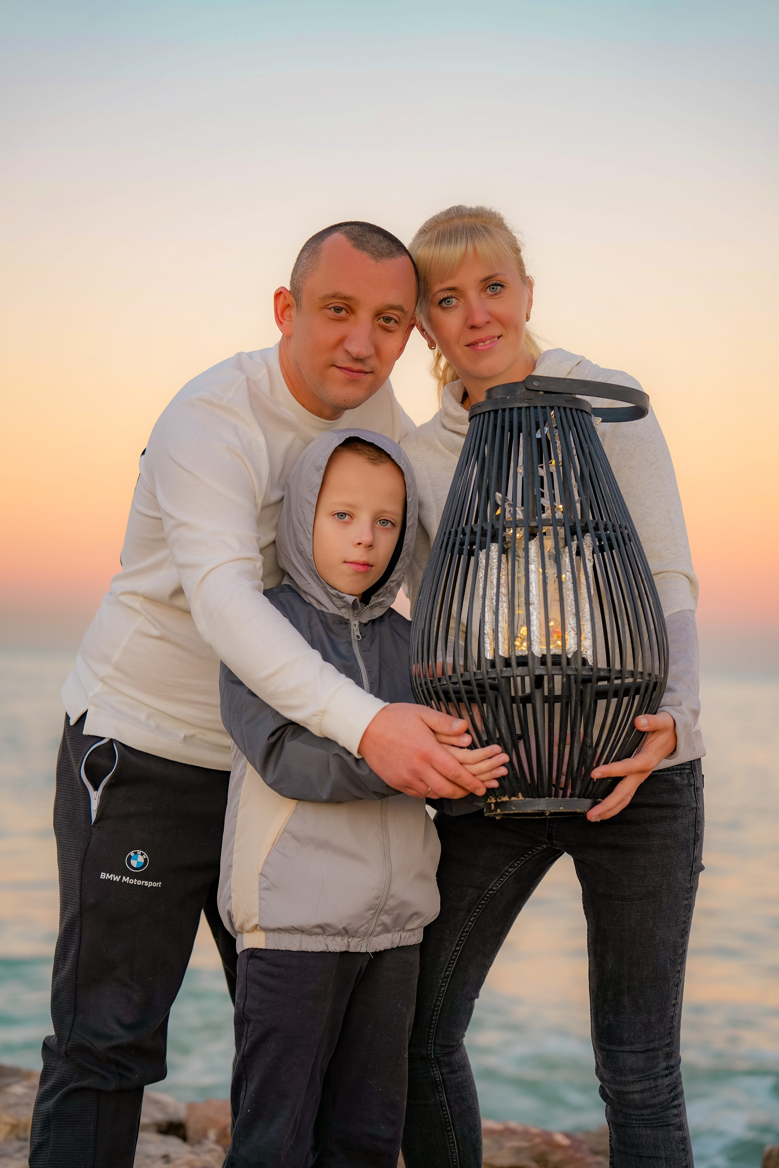 VIKA Y FAMILIA. Fotógrafa Olena Petryk. Realizo sesiones de fotos en Puerto de Sagunto