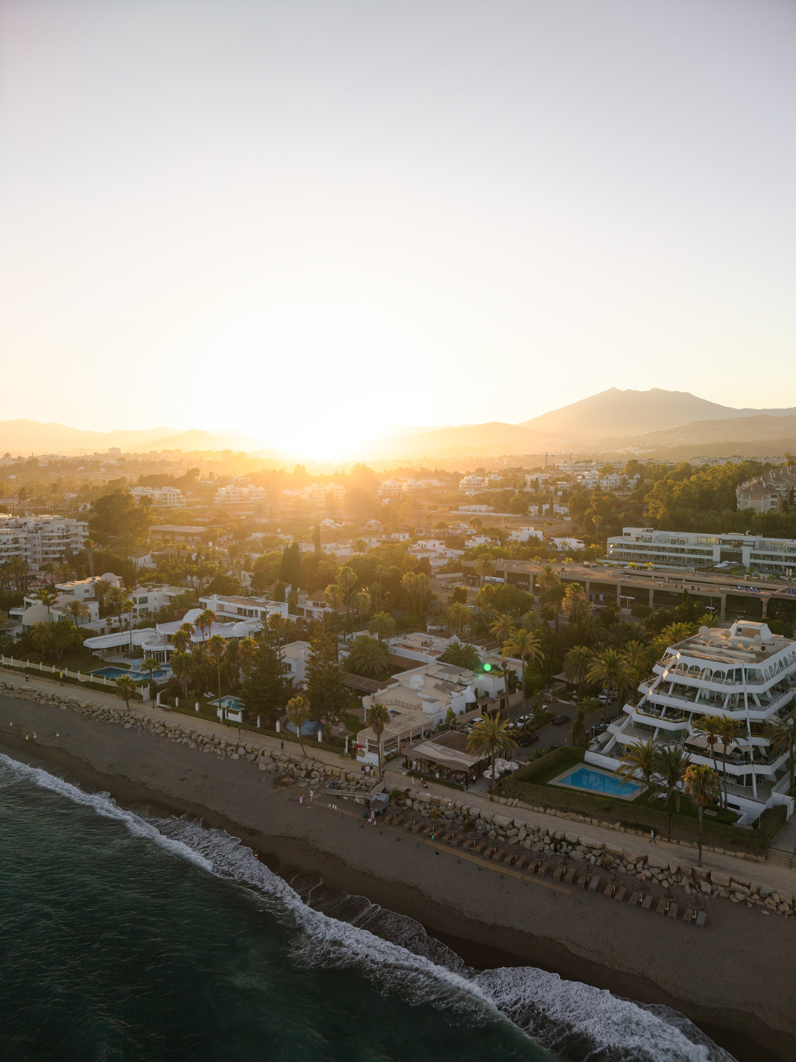 Beach Wedding in Marbella PREVIEW. Destination Wedding Photographer — Nikita Burtsev
