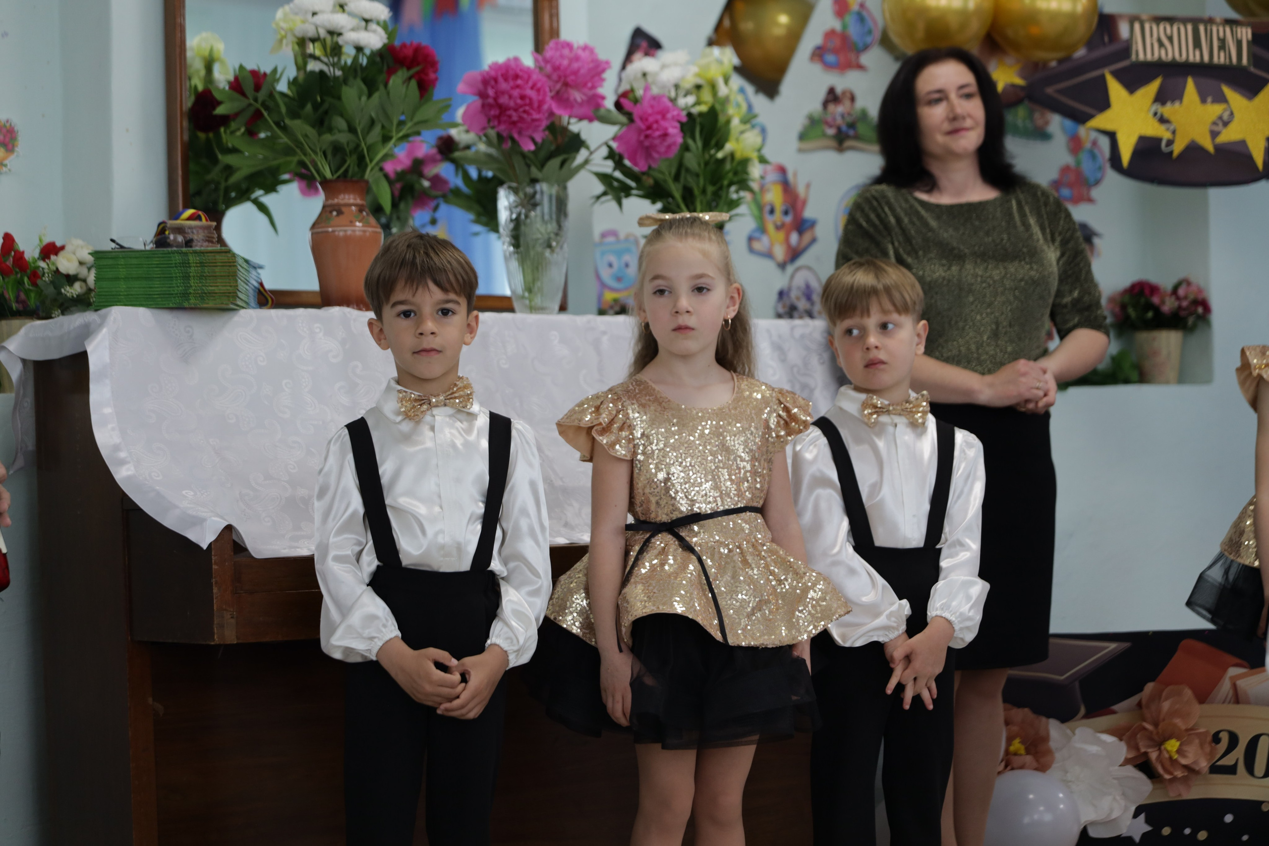 O filă de copilărie.... Alika Dia- Fotograf în Republica Moldova, Strășeni