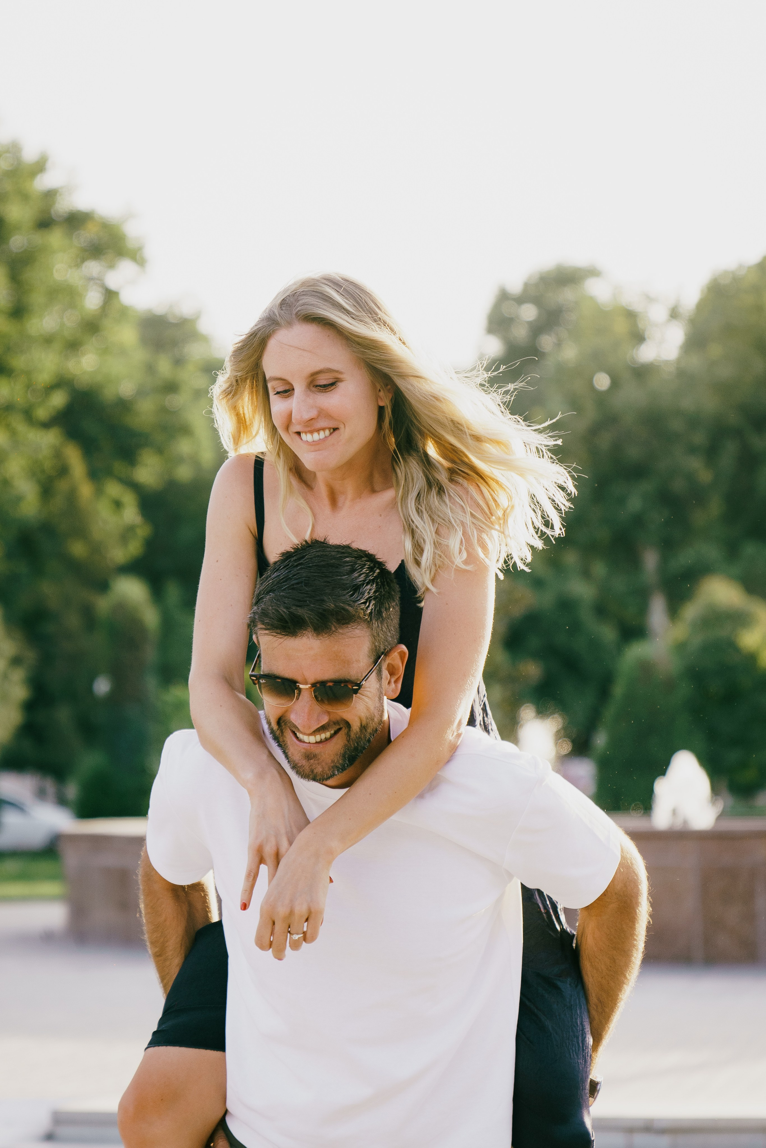 Love Story photoshoot in Samarkand with the backdrop of Gur-Emir. Photographer in Uzbekistan and Samarkand Djasur Marupov
