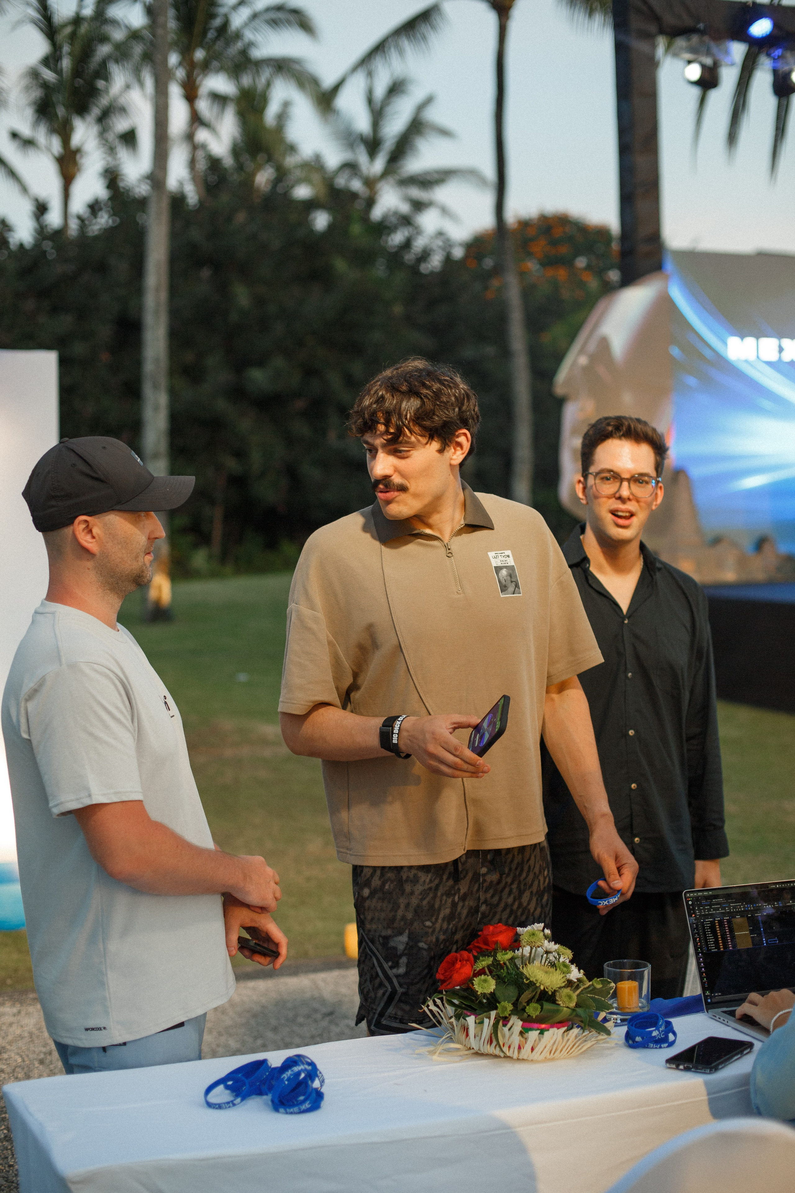 MEXC корпоратив. Фотограф Бали Получи лучшие фотографии с острова