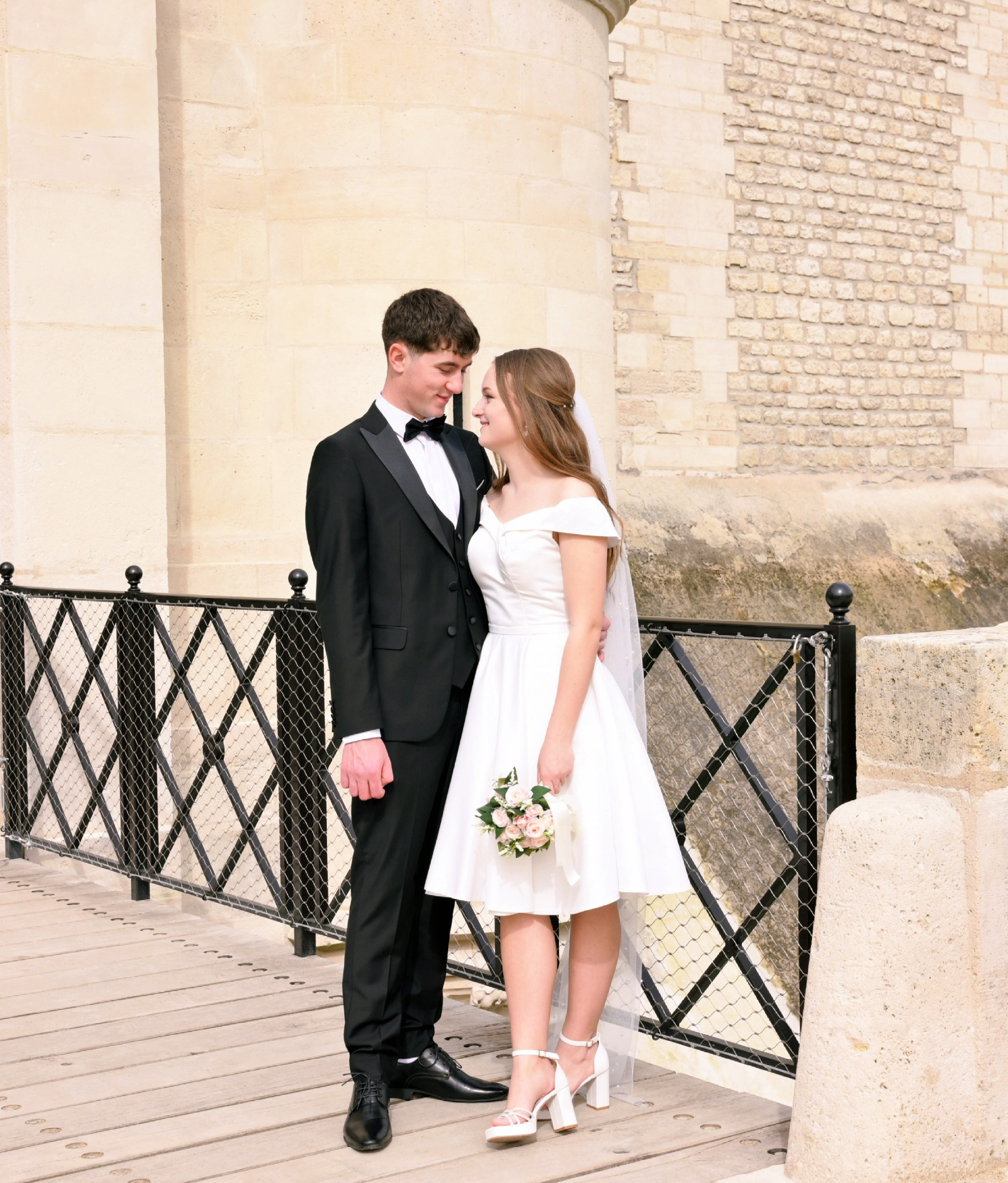 Wedding and proposal photoshoot in Paris. Alina Tagzieva- a photograper in Paris