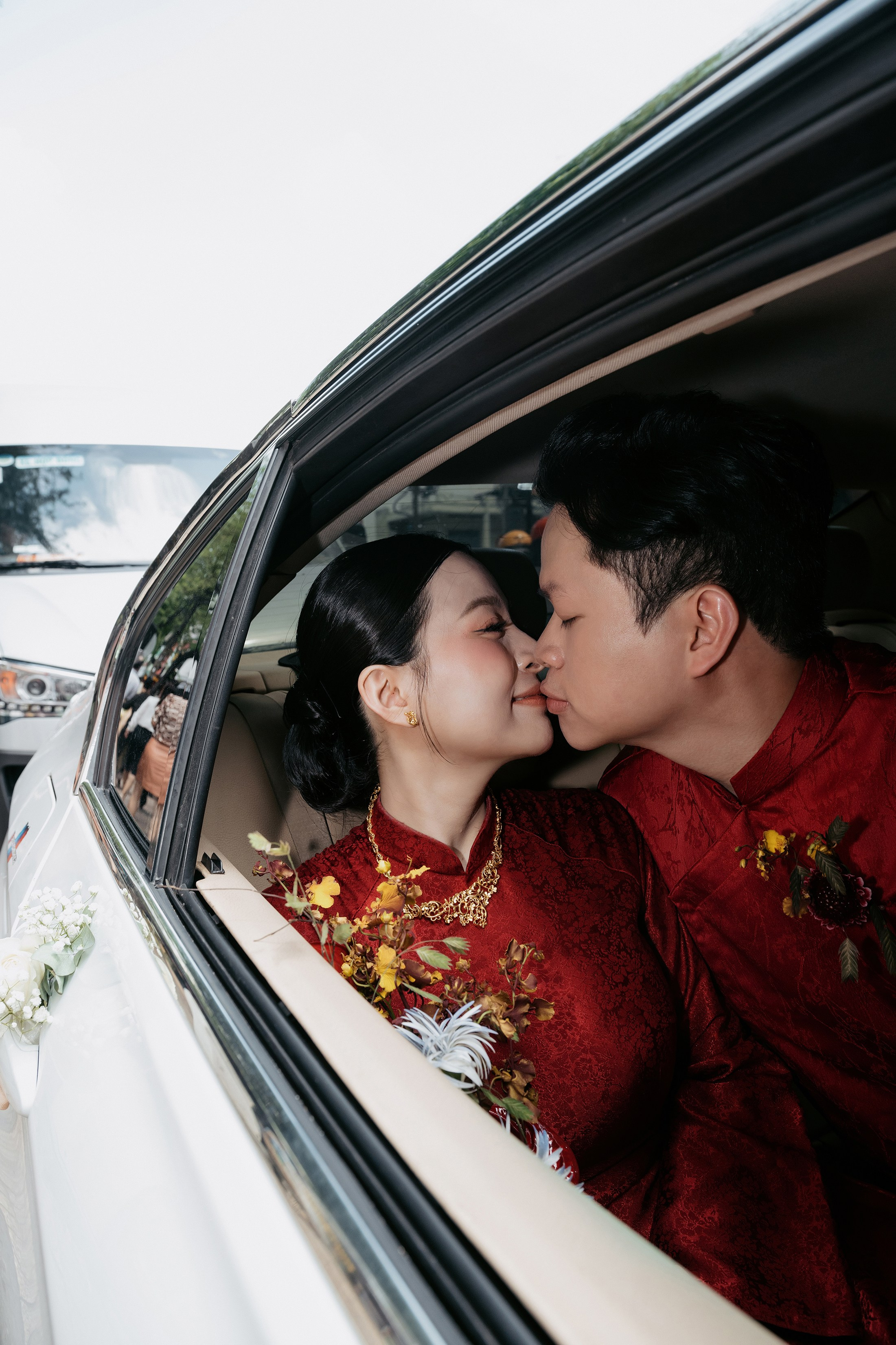YEN LINH & HOANG QUY / Wedding Ceremony. Nhiếp ảnh gia đám cưới hàng đầu tại Thành Phố Hồ Chí Minh