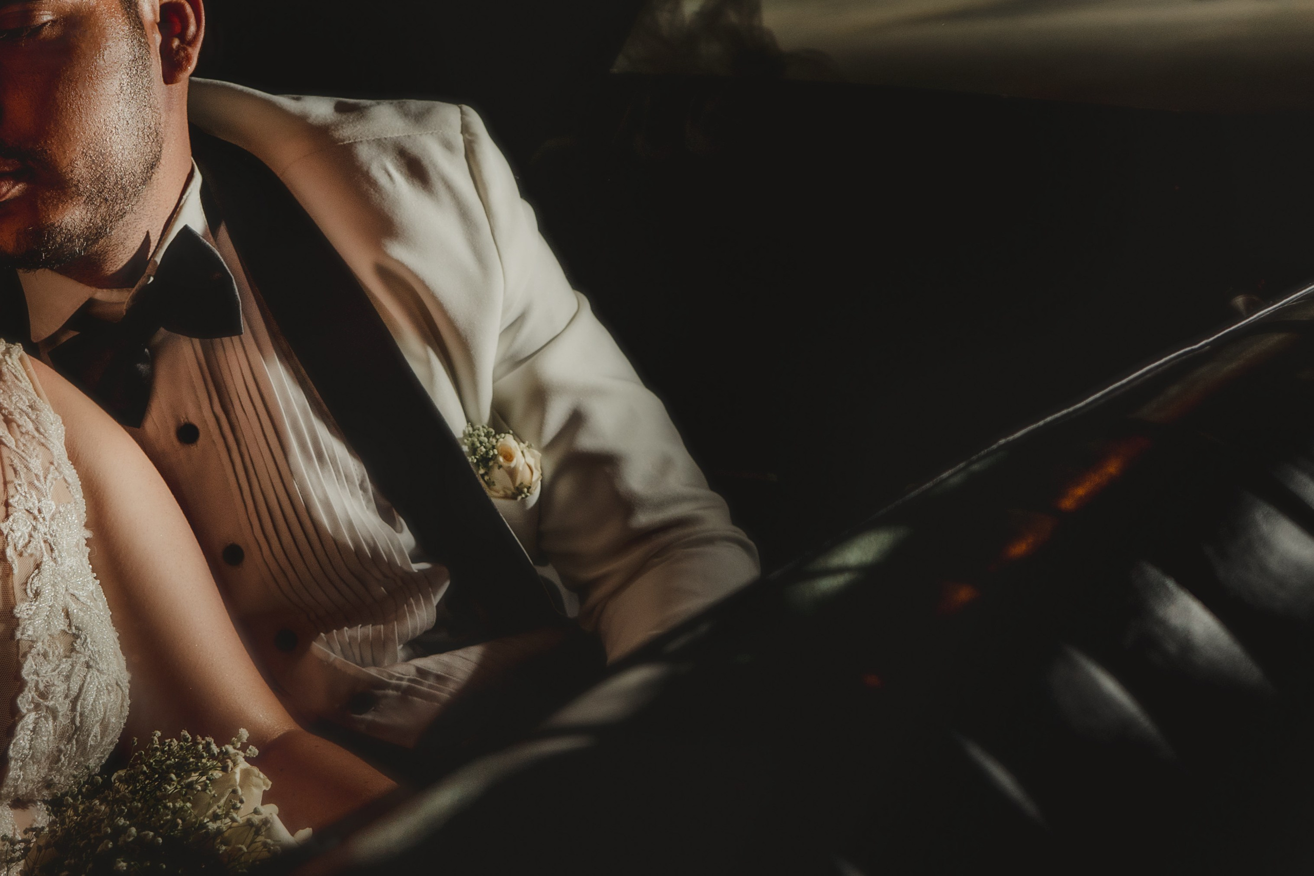 Contact. Social Cinema