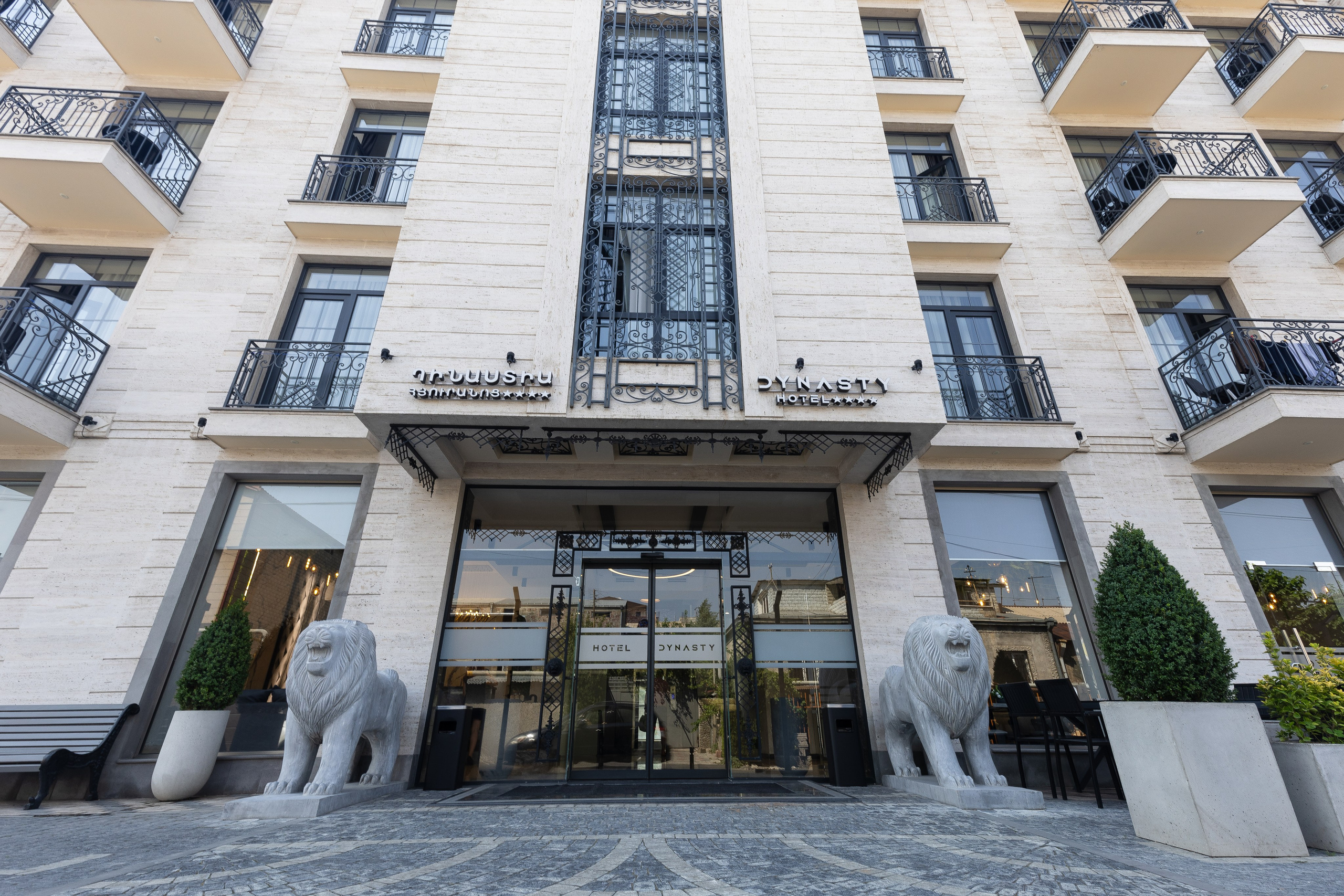 Architecture. The-yan.com