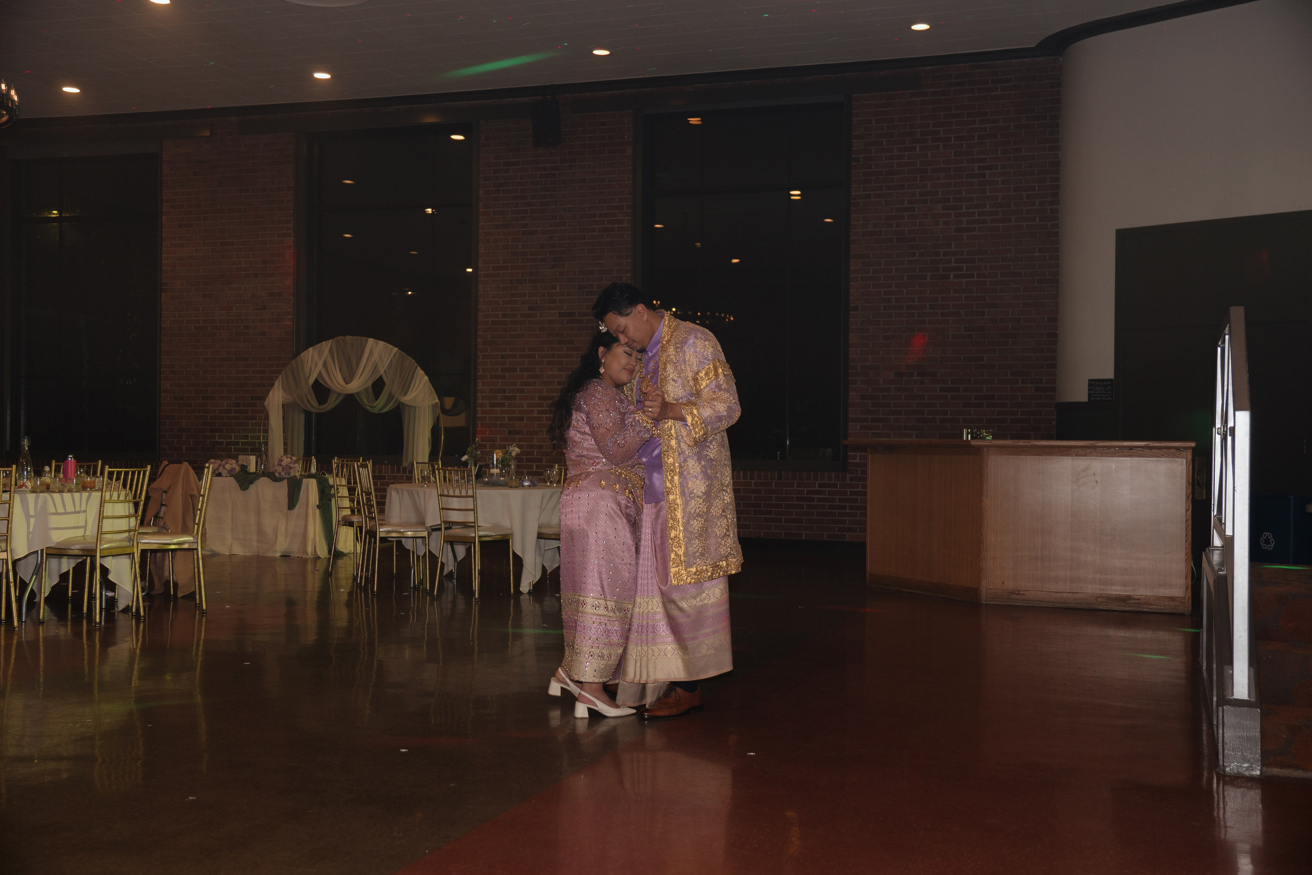 Julie and Metta | Full Wedding day. Photographer in Washington Sophia D