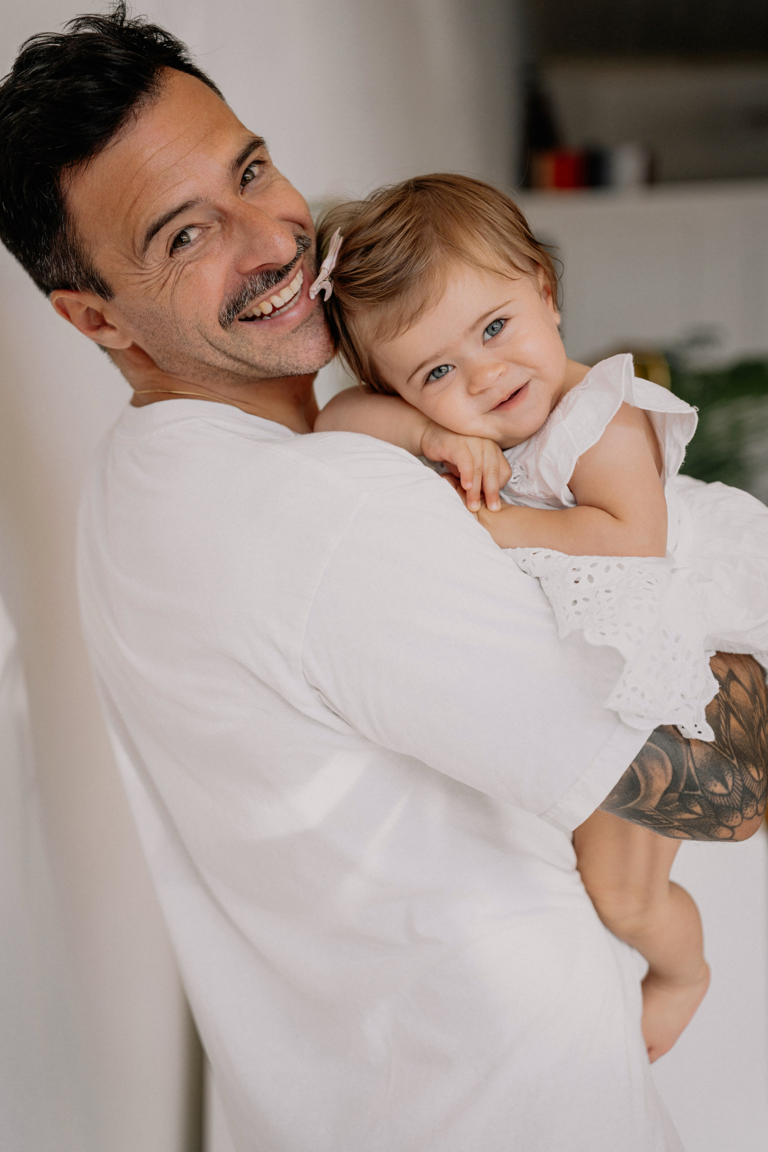 Maryanna, Bill, Mila. 1st year in studio. Wedding and family photographer and videographer PA, NJ, NY, DE, MD