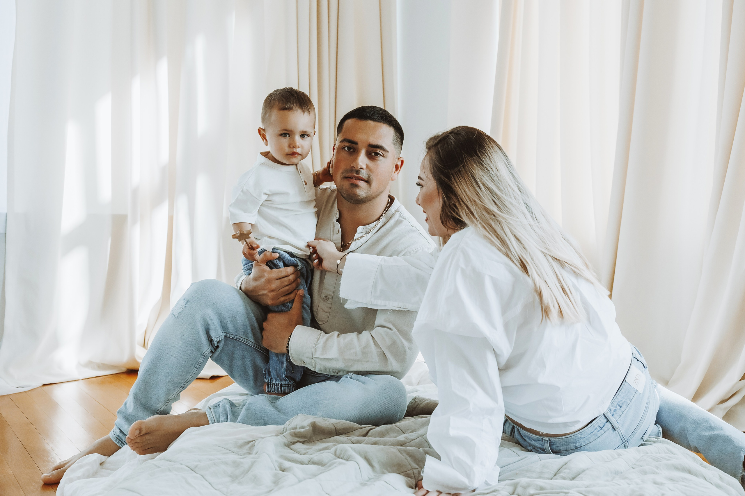 Бремена фотосесия в студио. Фотограф Ирина Йотова