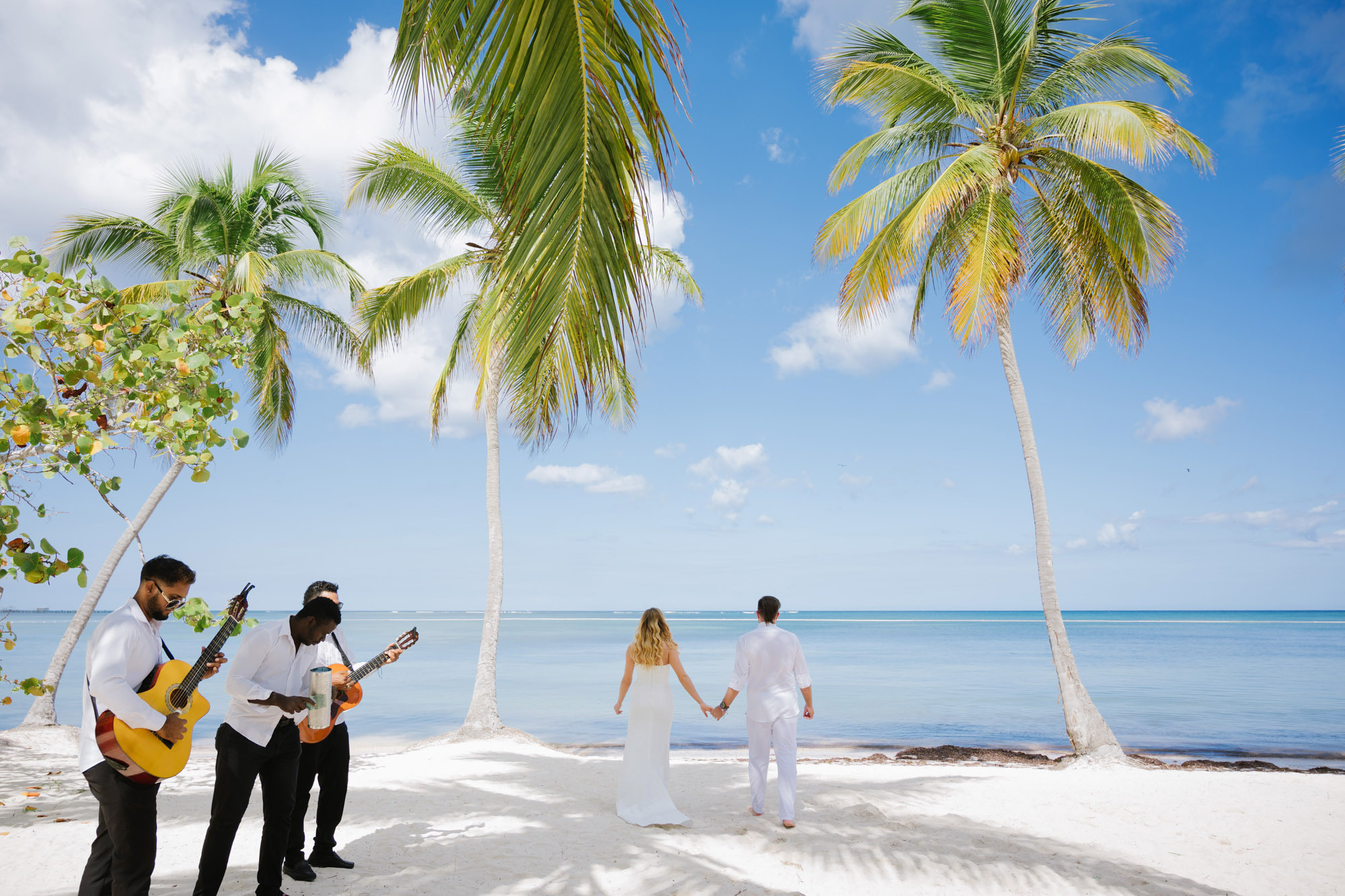 Свадебная церемония на частном пляже