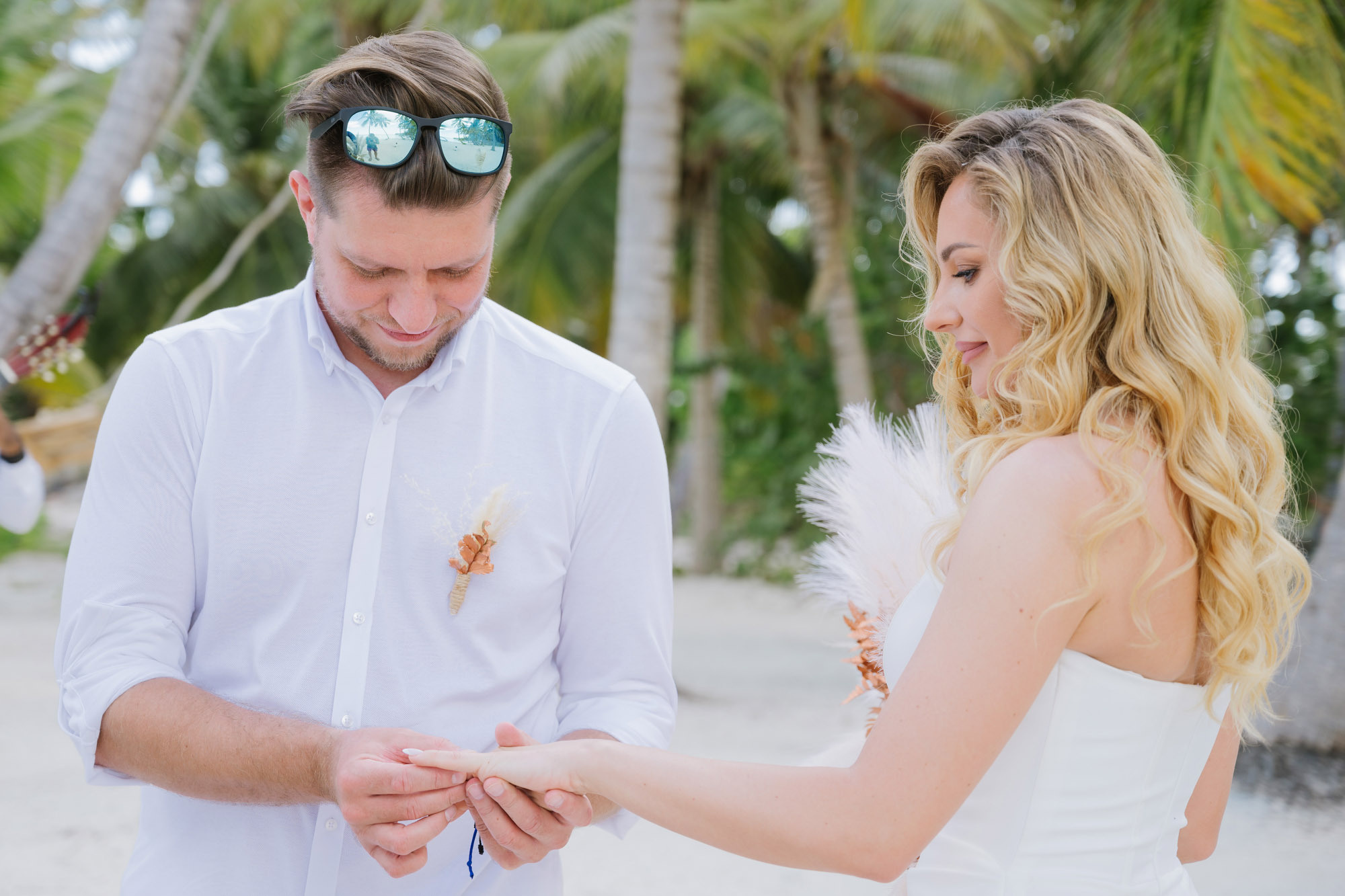 Свадебная церемония на частном пляже