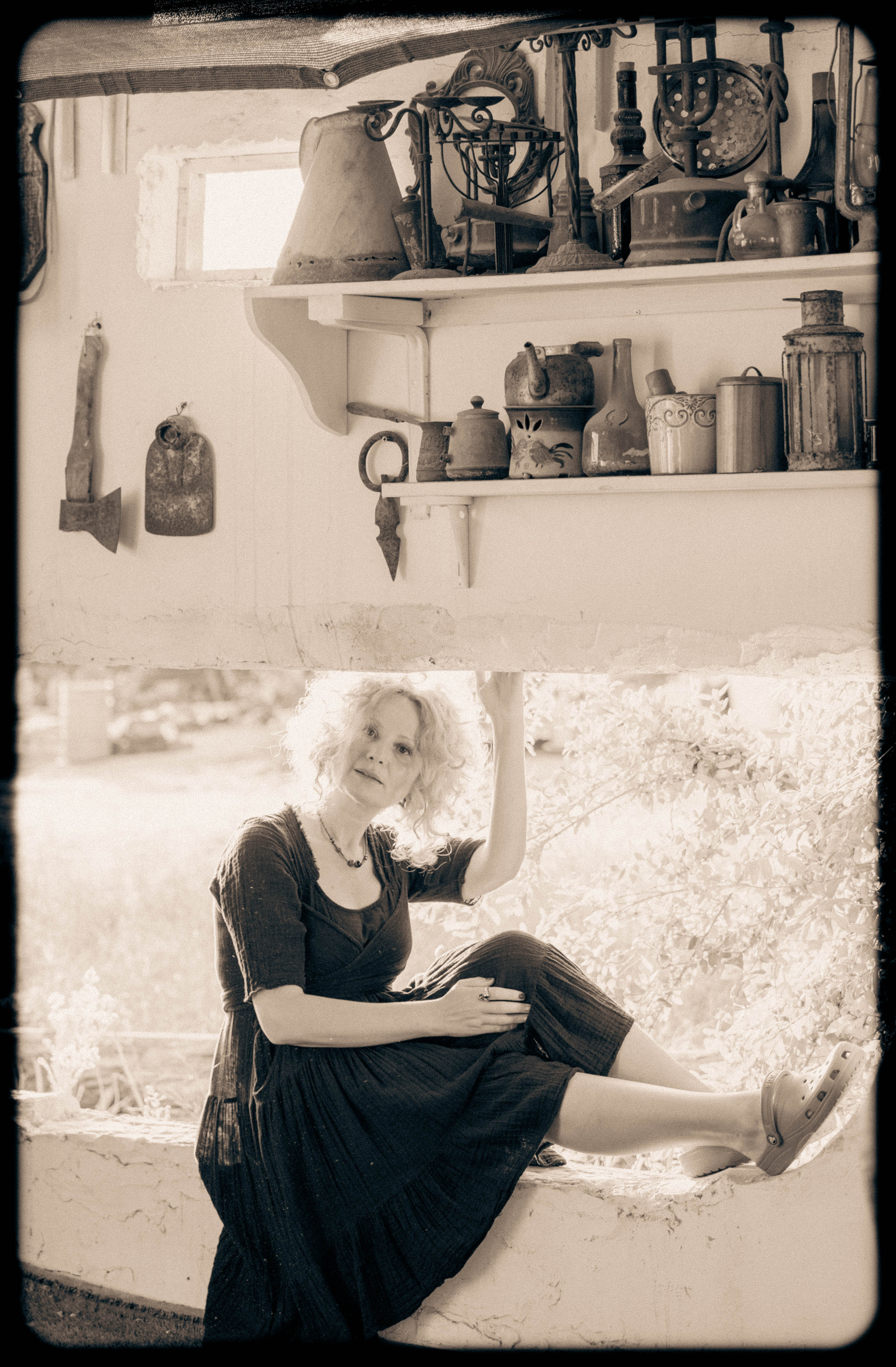 RETRO. Middle East Photo Agency סוכנות צילום המזרח התיכון — צילום מקצועי והדפסת מגנטים לאירועים