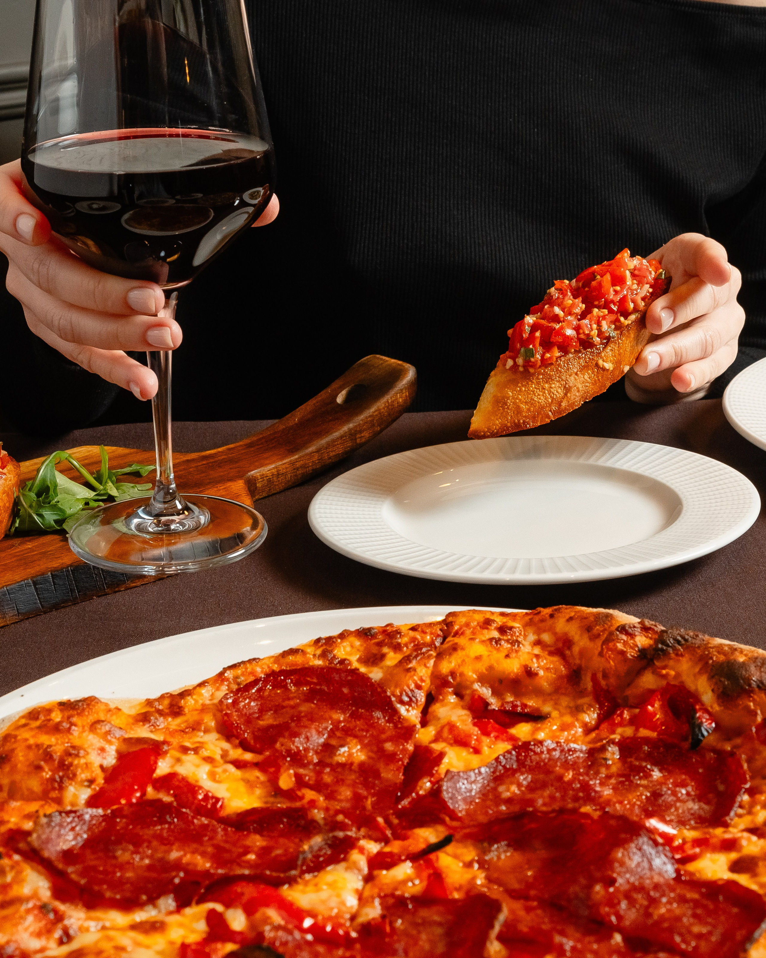 Luna. Welcome to my video and photo world!