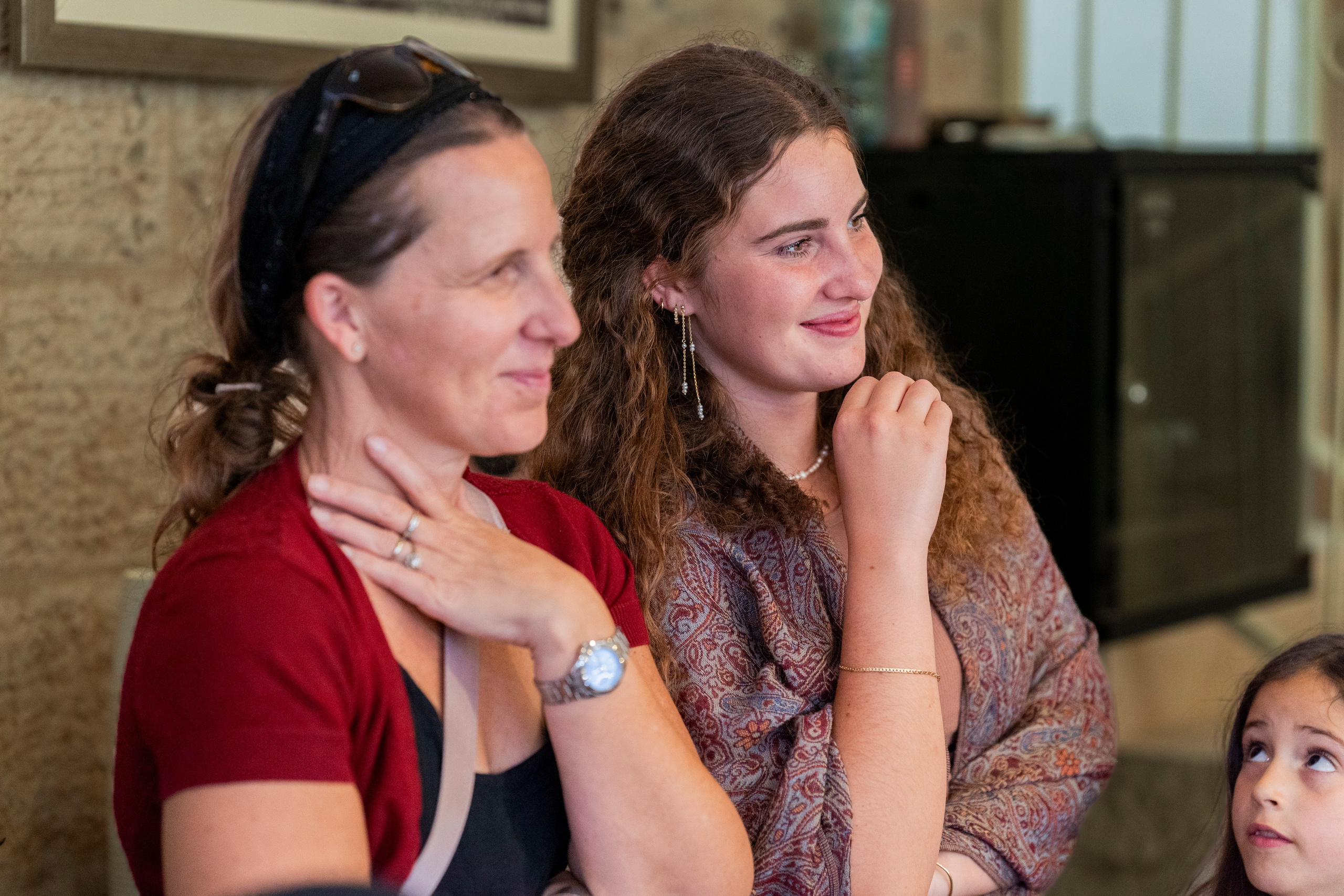 הנחת התפילין רפאל לוי. יוסף מזרחי צילום חתונה, ברית וזוגיות. צלם מקצועי שאוהב להוציא אתכם הכי יפים ברגעים הכי מרגשים