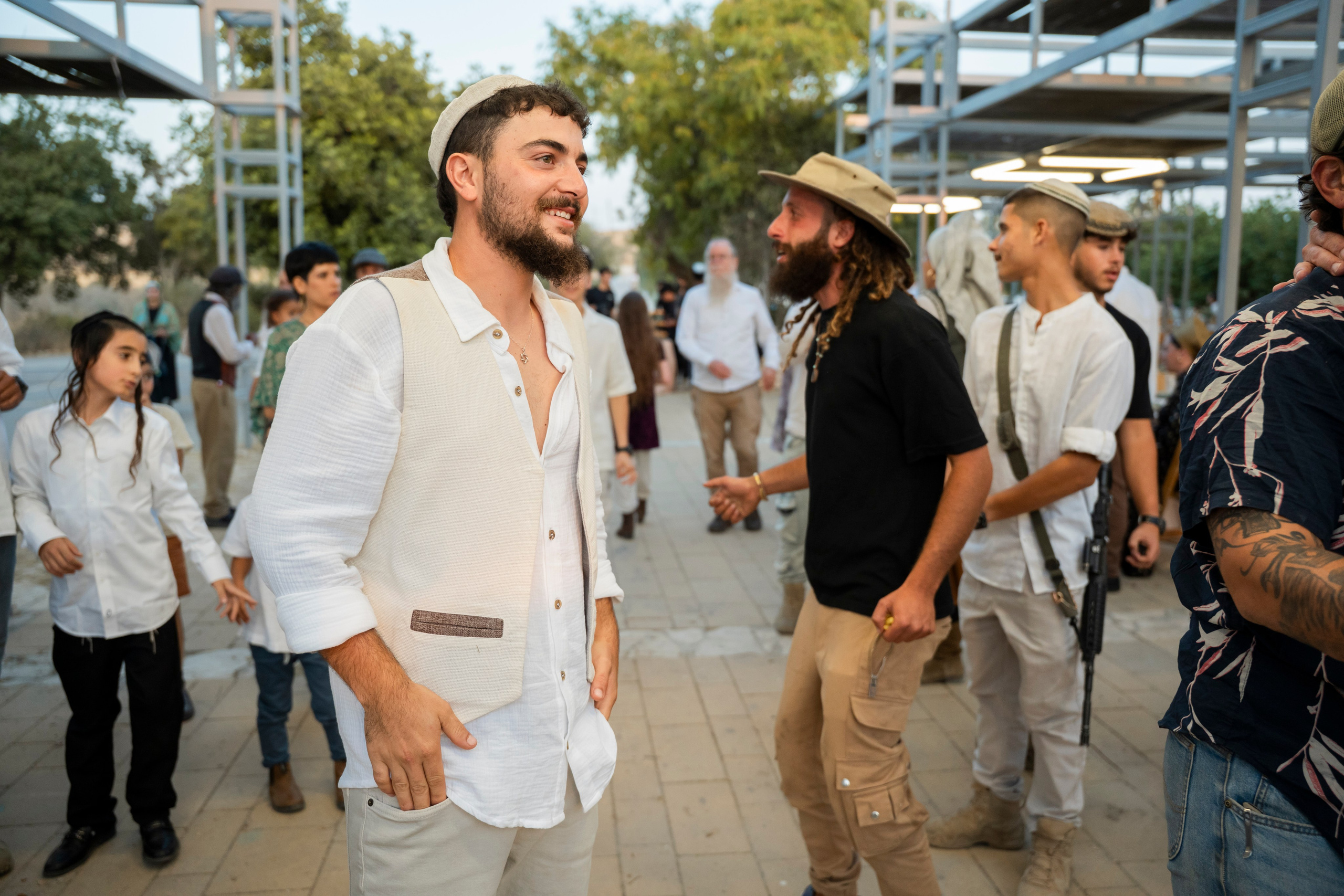 עדן ושלהבת. יוסף מזרחי צילום חתונה, ברית וזוגיות. צלם מקצועי שאוהב להוציא אתכם הכי יפים ברגעים הכי מרגשים