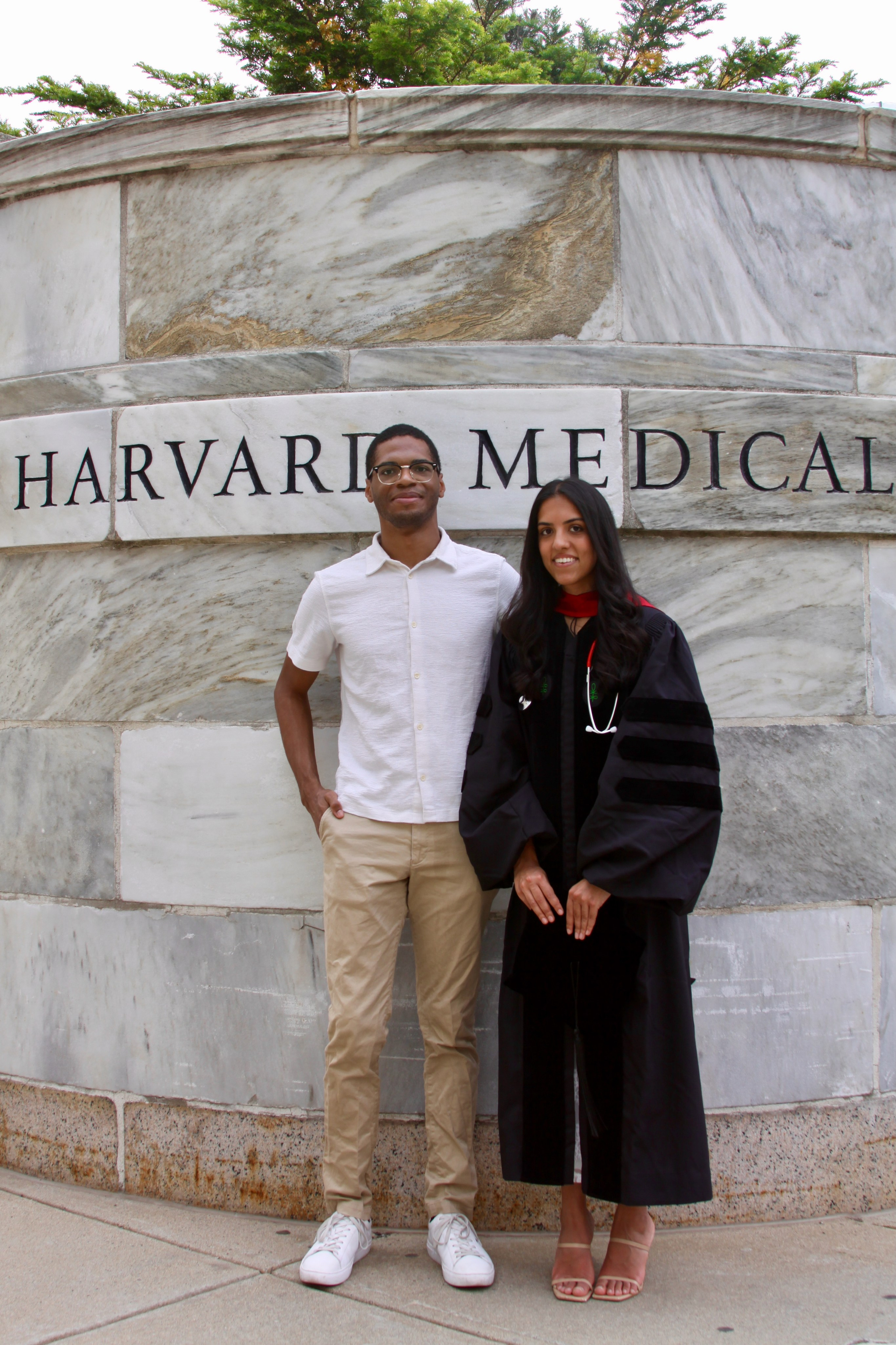 MD graduation with Ruhi. Kelly Sang, graduation and portrait photographer in Boston