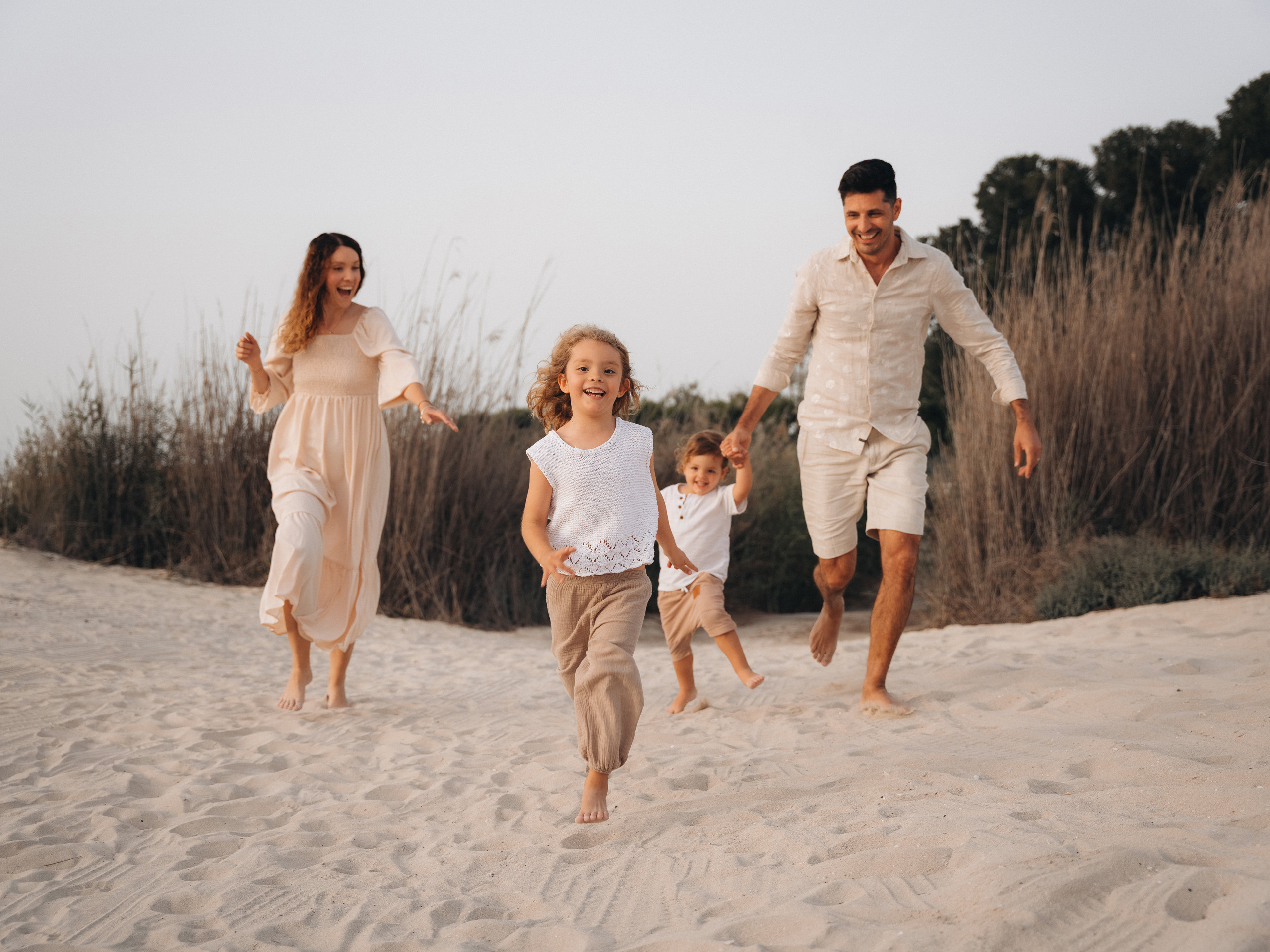 Angela Iakovleva — Family Photographer in Dubai