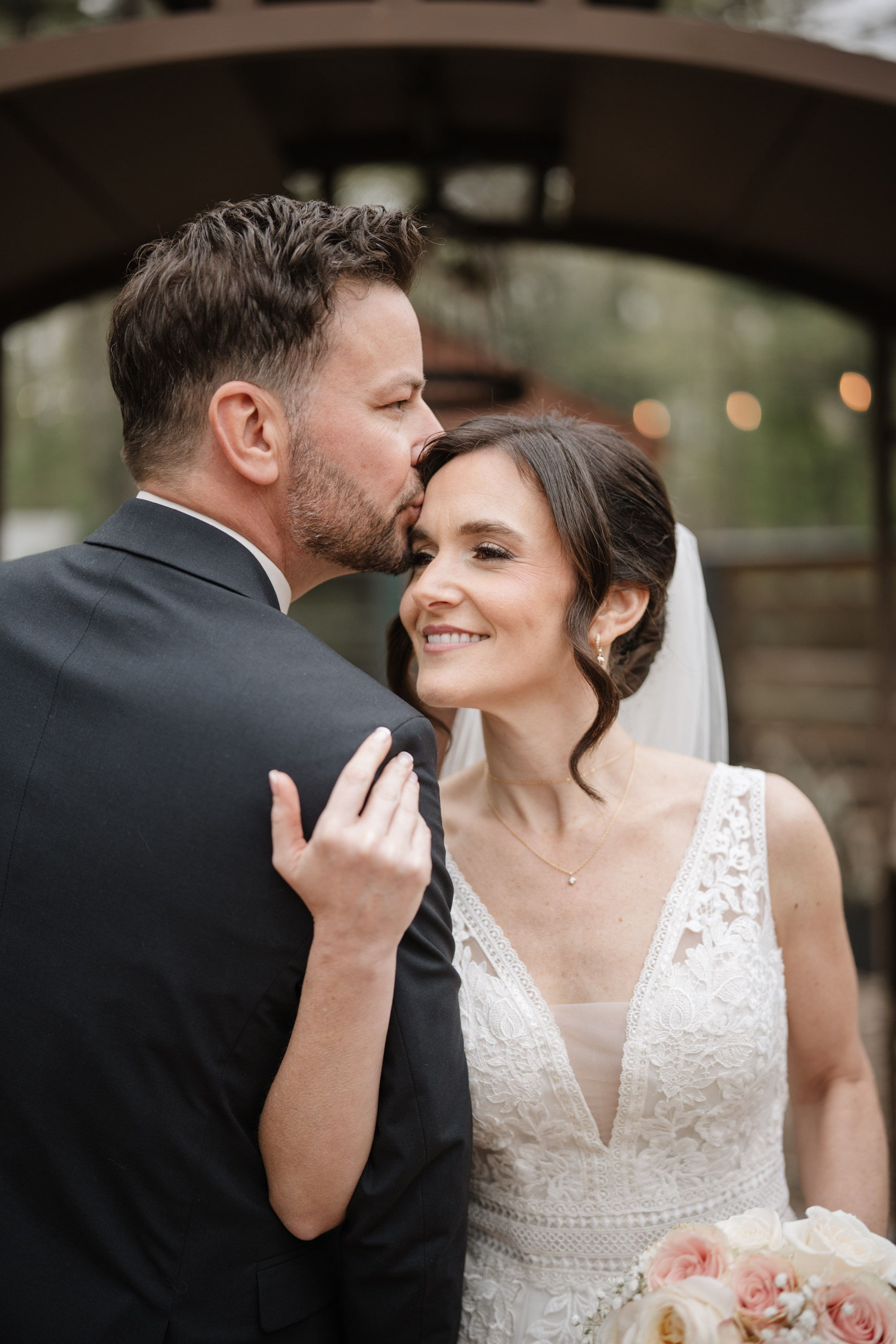 Liza and Jody. Philadelphia, PA. Portrait and wedding photographer in New York