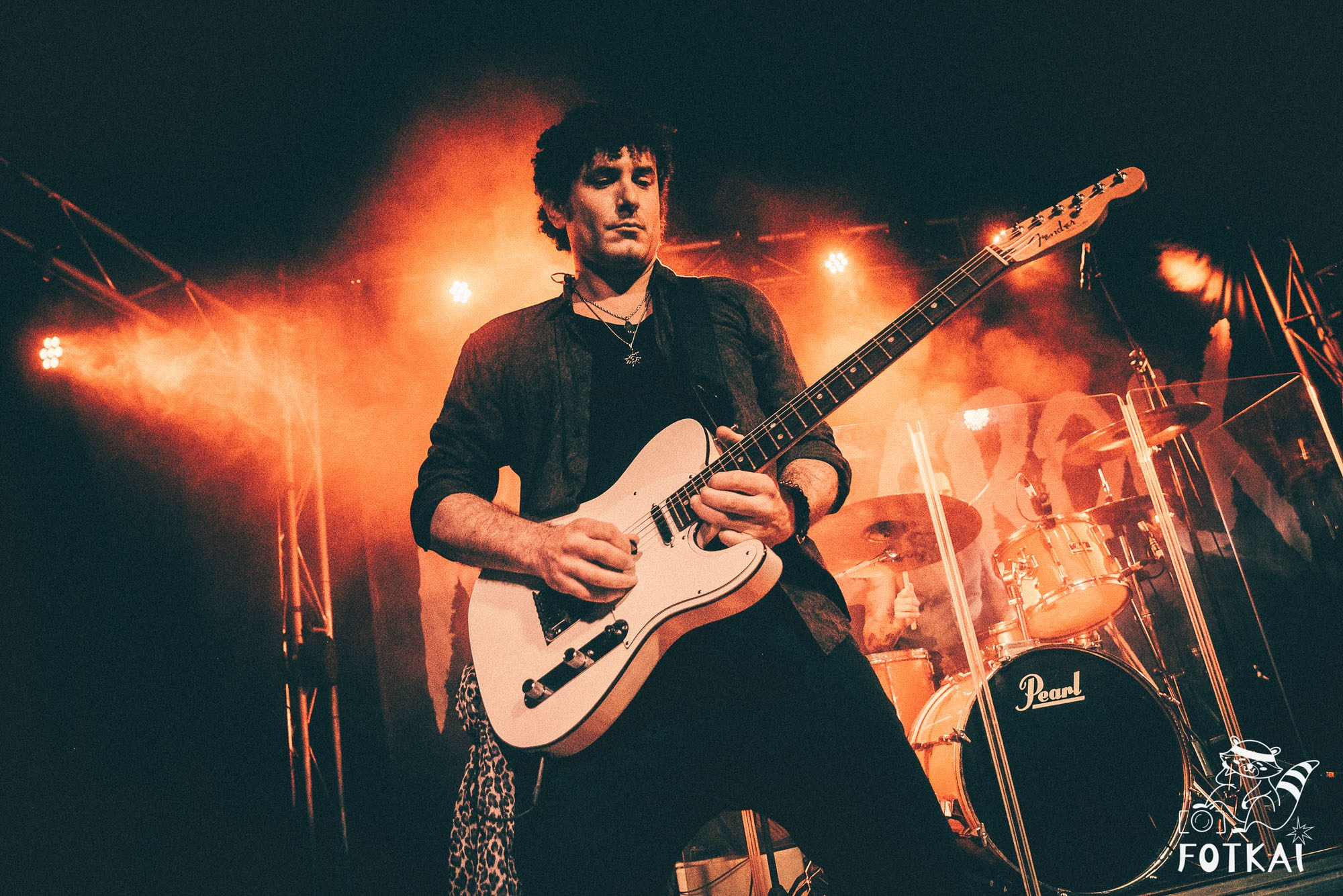 DENISDENIS — reportaje fotográfico del concierto en la Sala Marearock (Alicante) | FOTKAI